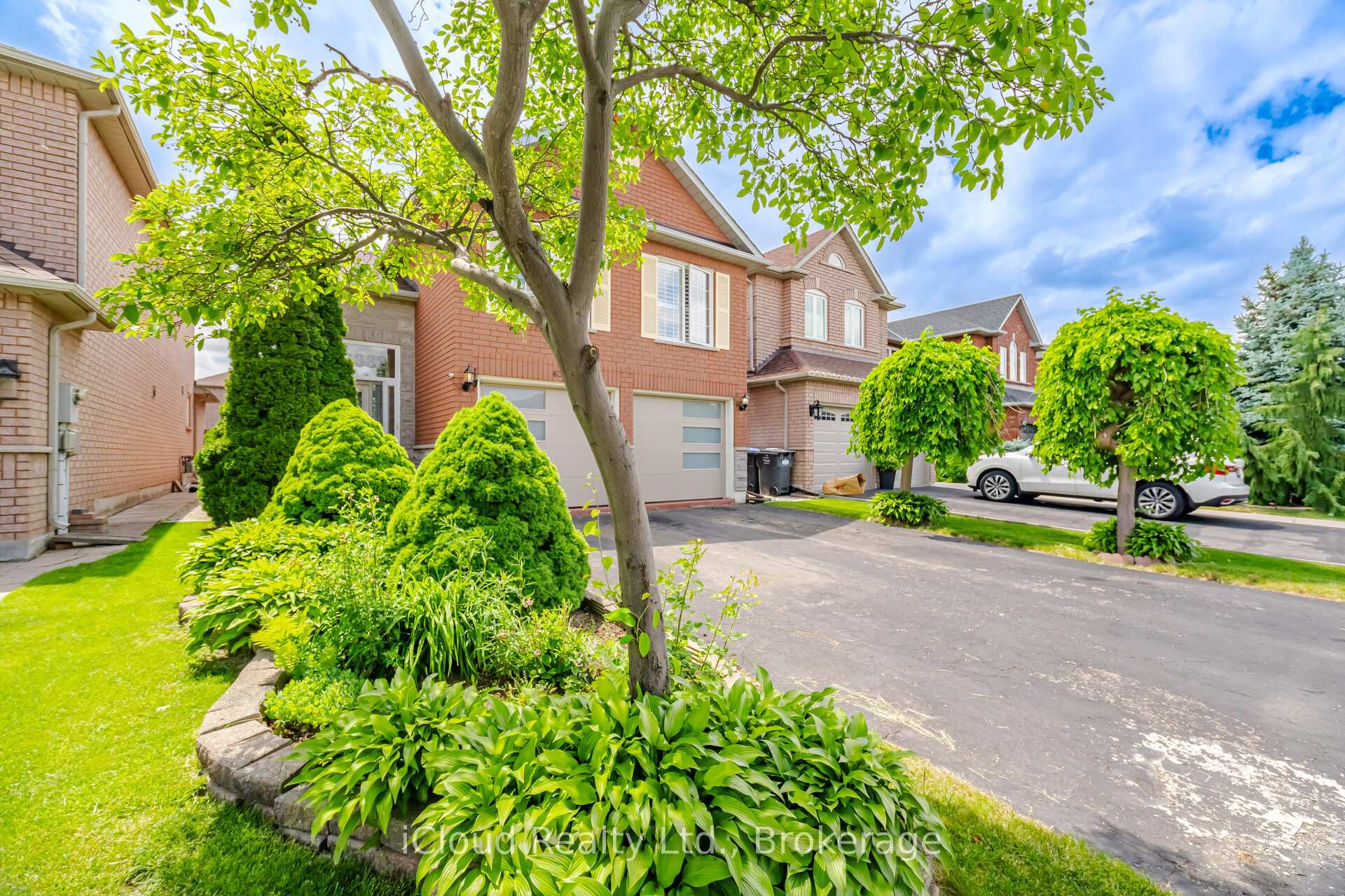 Photo 3 of 6332 Glen Meadows Road, Mississauga, Lisgar — HOMEH