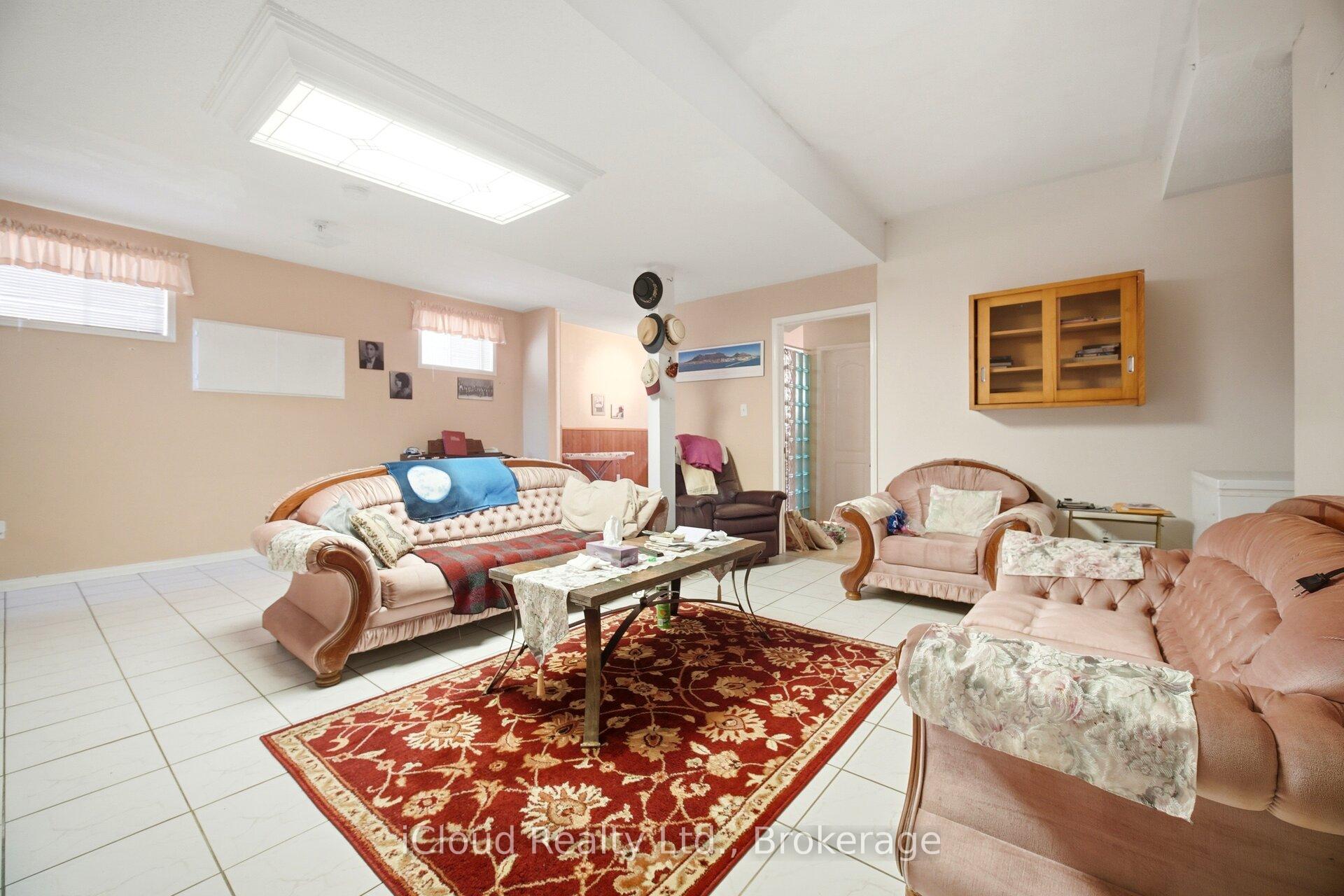 Photo 35 of 6332 Glen Meadows Road, Mississauga, Lisgar — HOMEH
