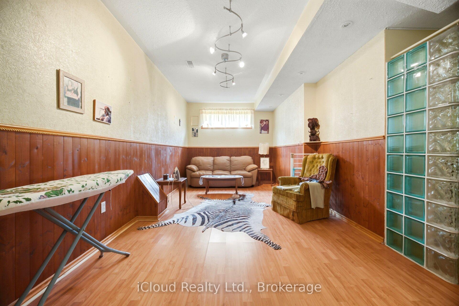 Photo 38 of 6332 Glen Meadows Road, Mississauga, Lisgar — HOMEH