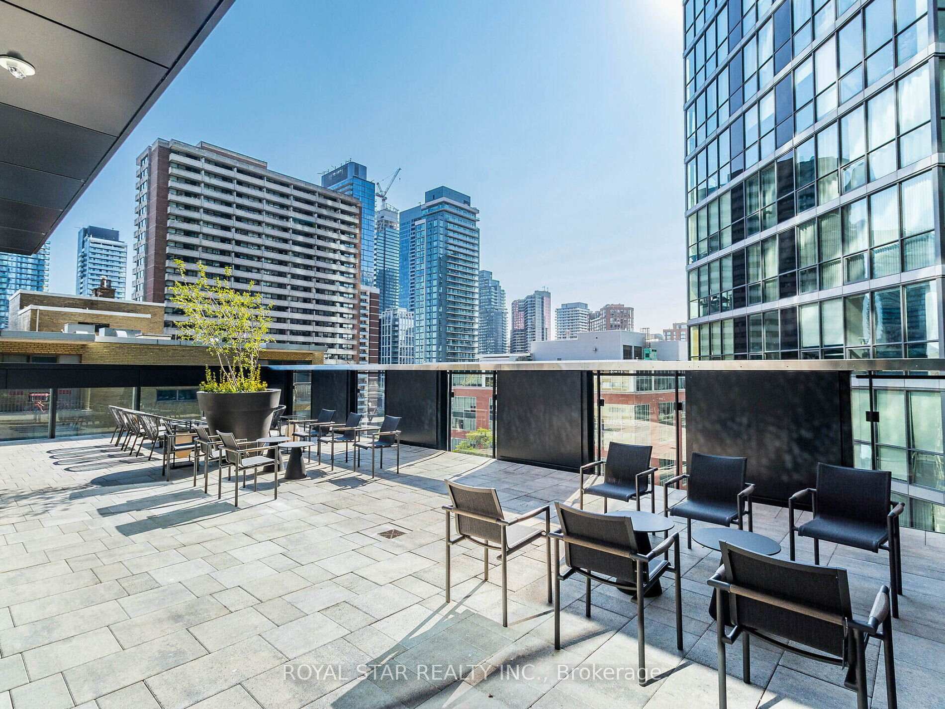Photo 19 of Unit 2706, 55 Charles Street E, Toronto, Church-Yonge Corridor — HOMEH