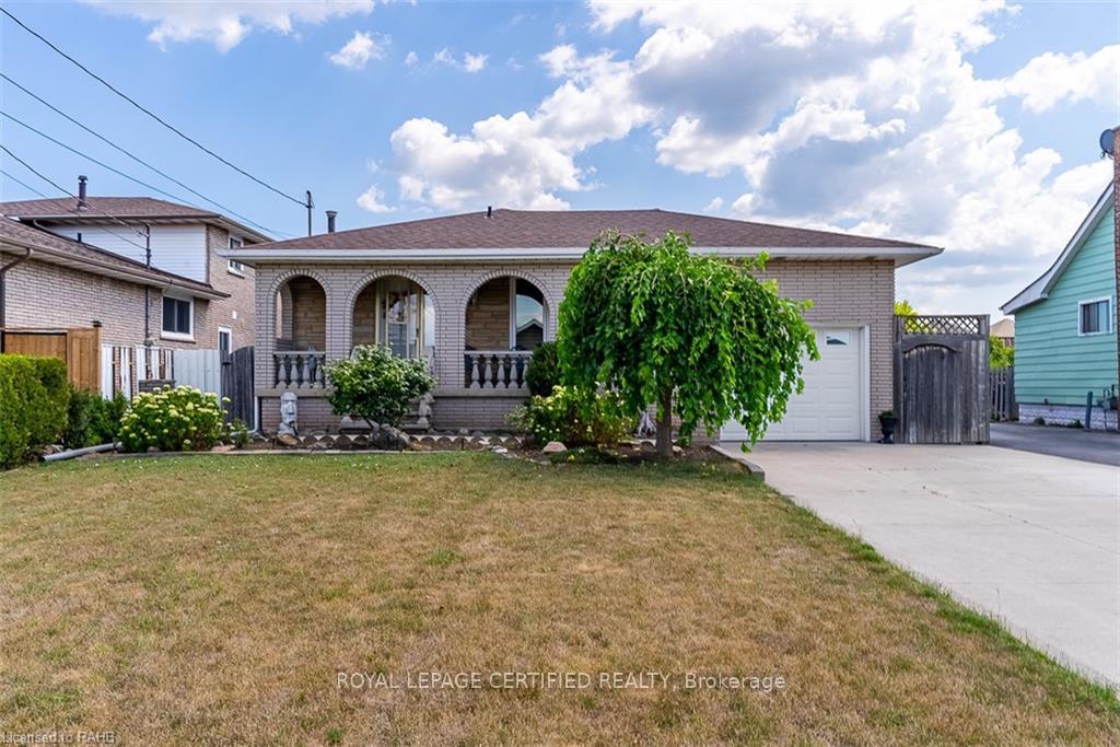 Photo 1 of Unit Lower, 216 Margaret Avenue, Hamilton, Stoney Creek — HOMEH