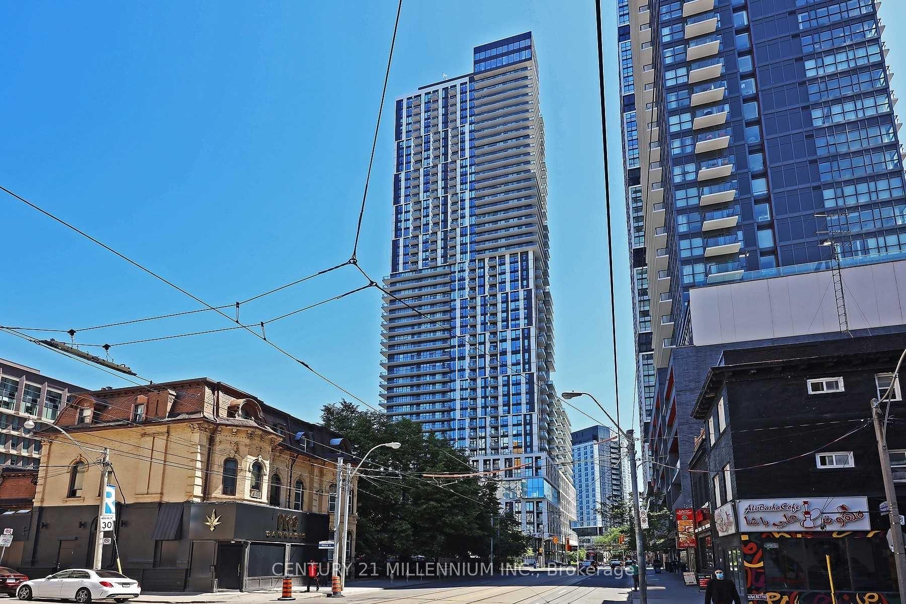 Front of Unit 819, 251 Jarvis Street