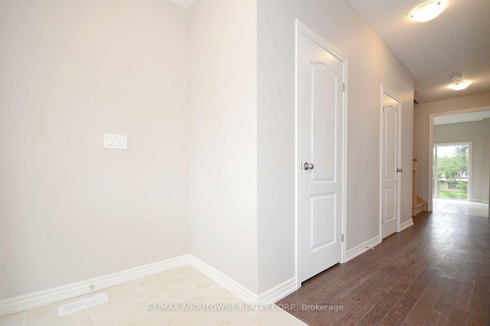 Photo 3 of 22 Ryan Street, Centre Wellington, Fergus — HOMEH
