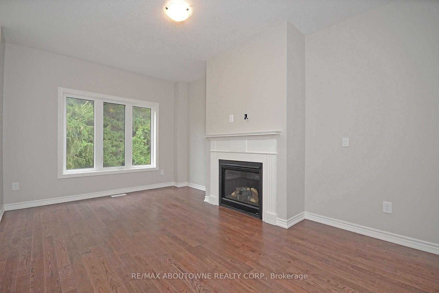Photo 10 of 22 Ryan Street, Centre Wellington, Fergus — HOMEH
