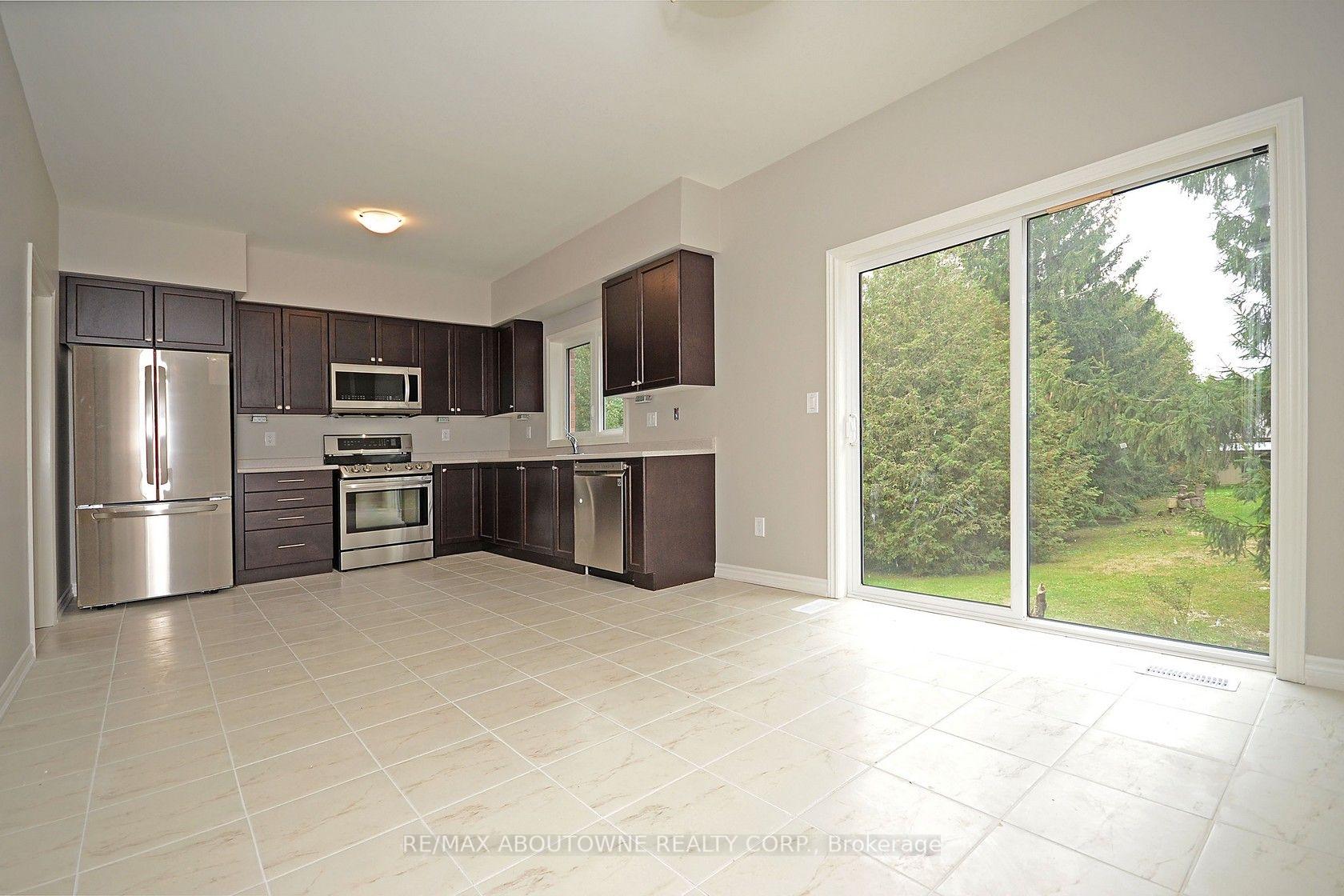 Photo 14 of 22 Ryan Street, Centre Wellington, Fergus — HOMEH