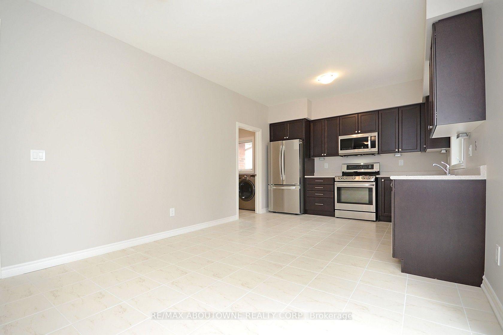 Photo 15 of 22 Ryan Street, Centre Wellington, Fergus — HOMEH