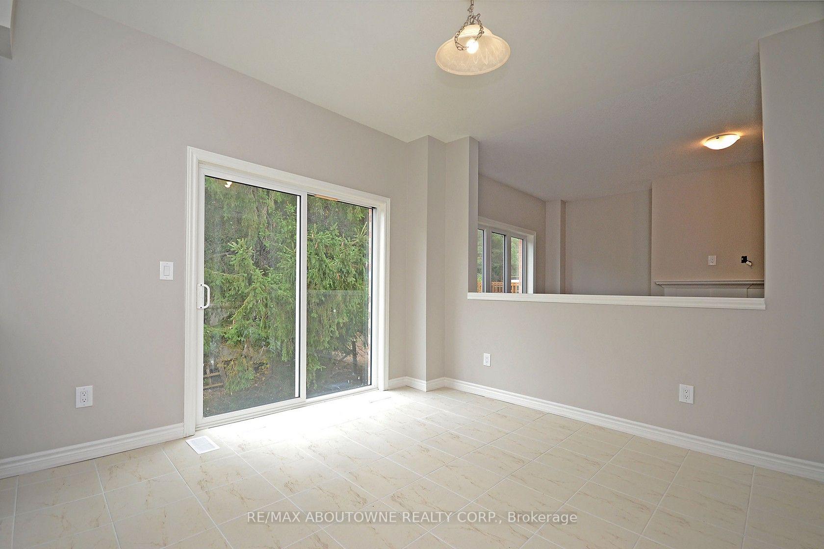 Photo 16 of 22 Ryan Street, Centre Wellington, Fergus — HOMEH