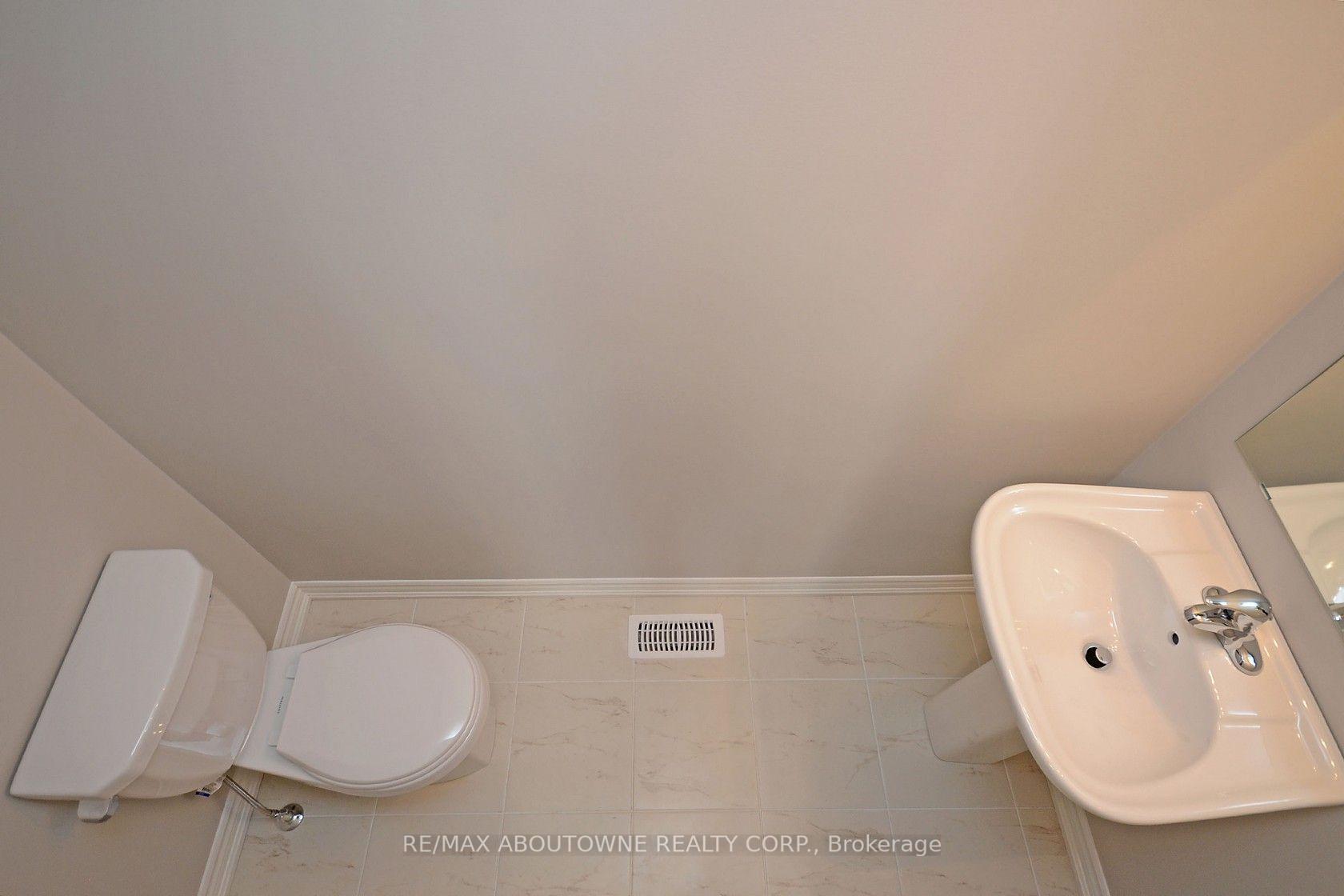 Photo 28 of 22 Ryan Street, Centre Wellington, Fergus — HOMEH