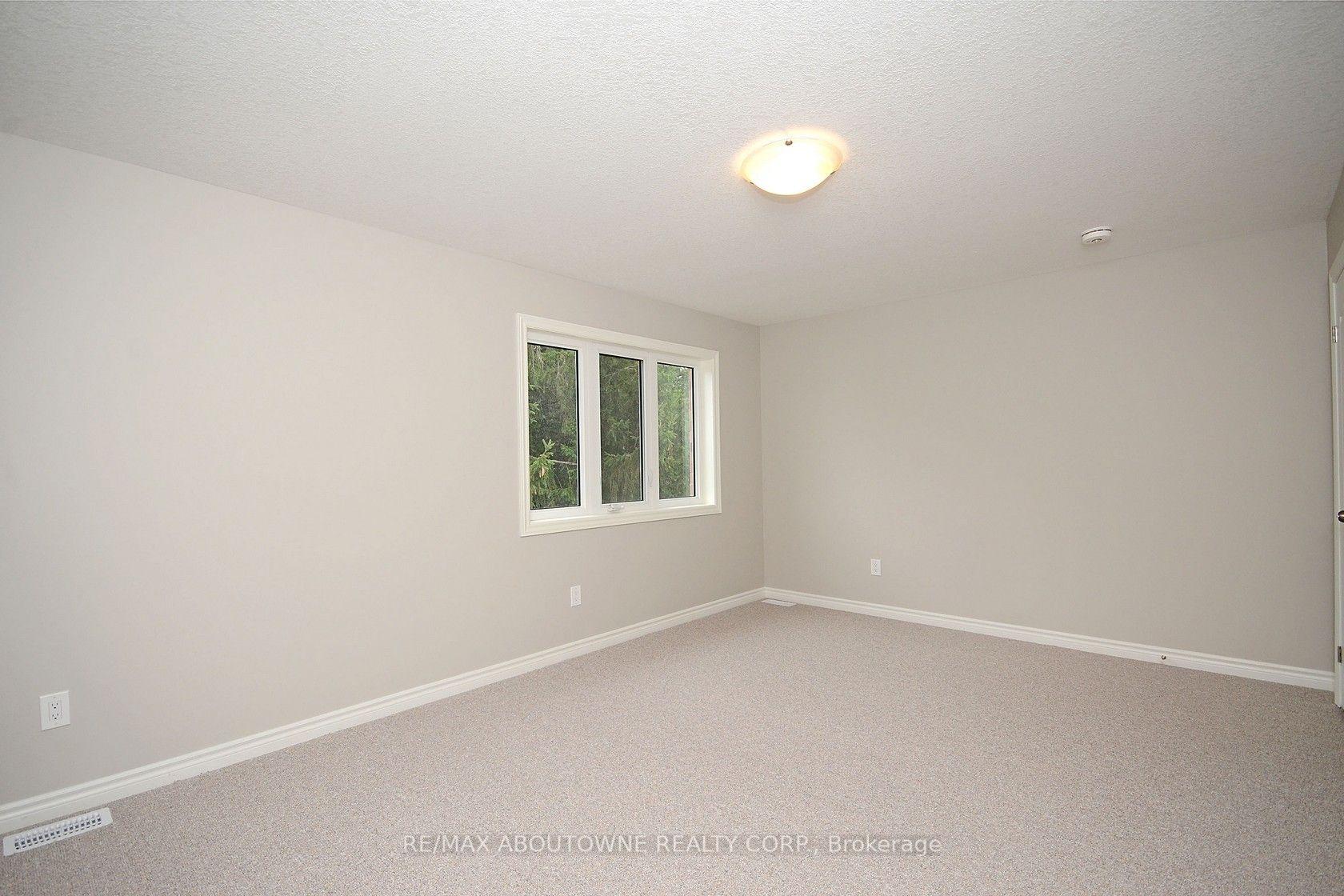 Photo 30 of 22 Ryan Street, Centre Wellington, Fergus — HOMEH