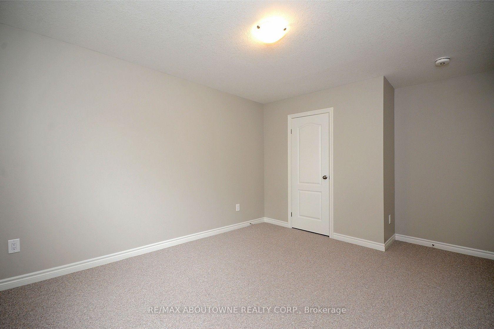 Photo 39 of 22 Ryan Street, Centre Wellington, Fergus — HOMEH