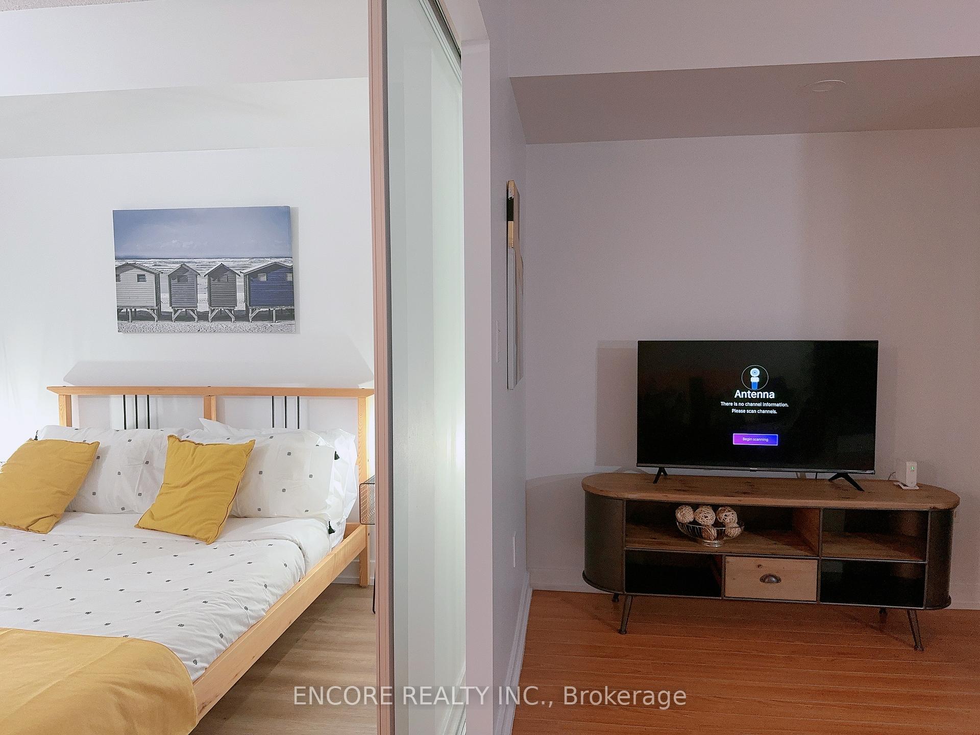 Photo 3 of Unit 706, 25 Capreol Court, Toronto, Waterfront Communities — HOMEH