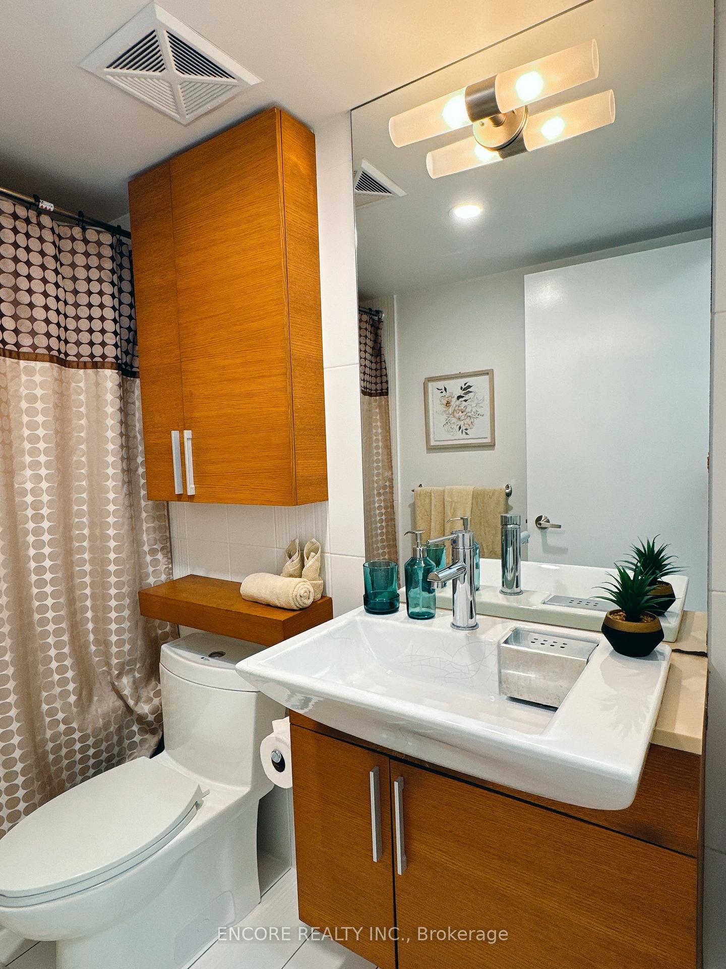 Photo 11 of Unit 706, 25 Capreol Court, Toronto, Waterfront Communities — HOMEH