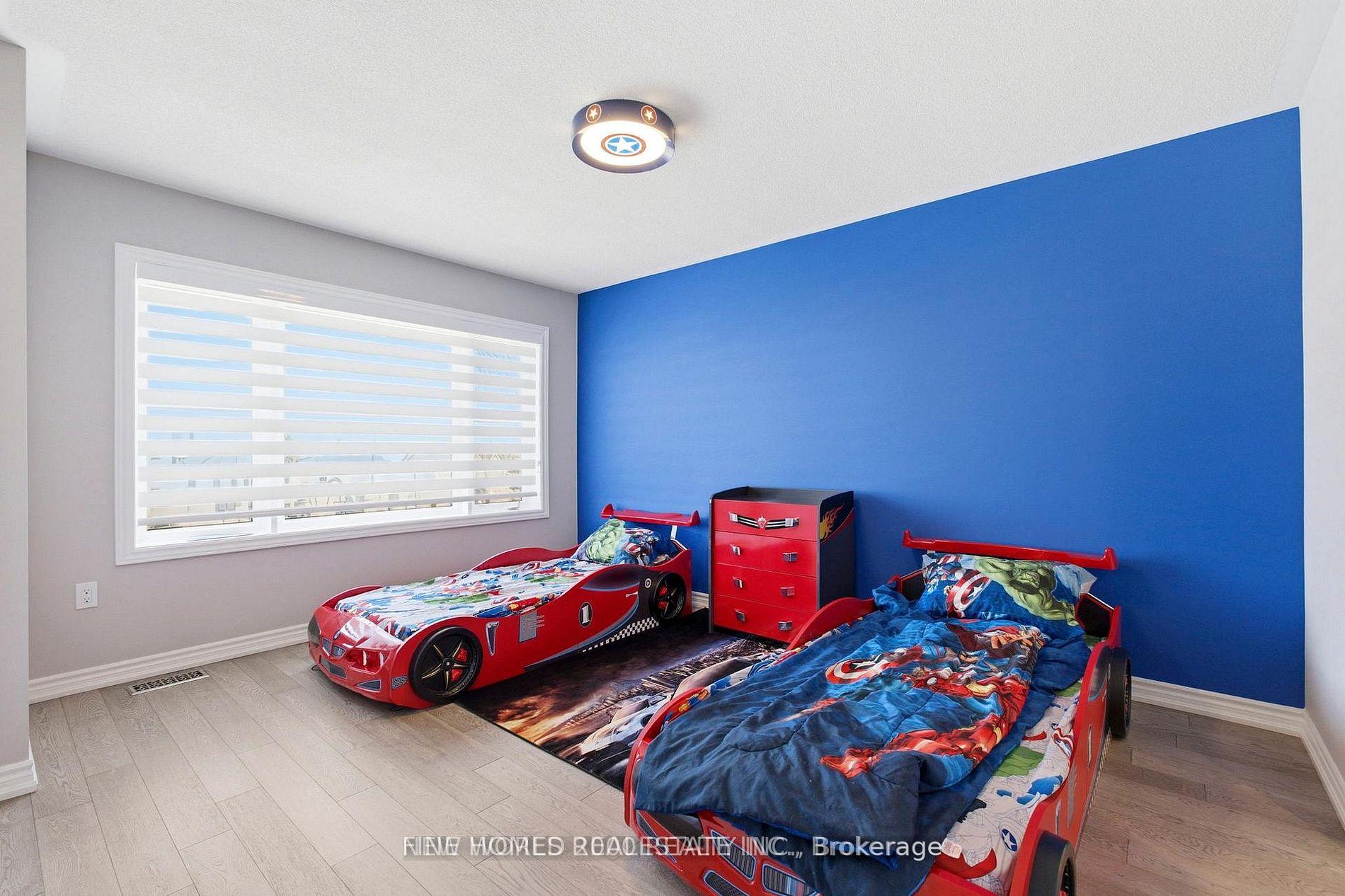 Photo 15 of 147 Bethpage Crescent, Newmarket, Woodland Hill — HOMEH