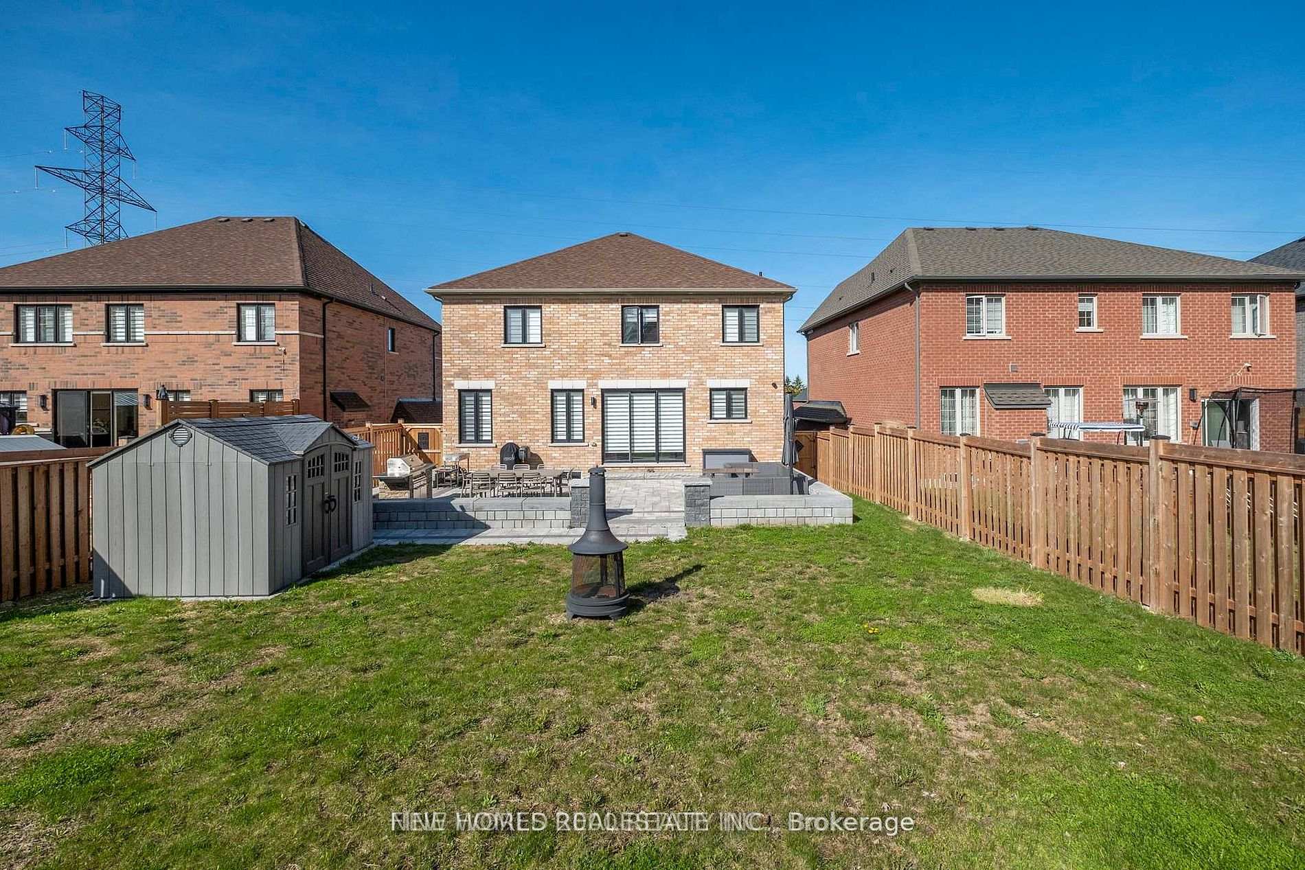 Photo 19 of 147 Bethpage Crescent, Newmarket, Woodland Hill — HOMEH