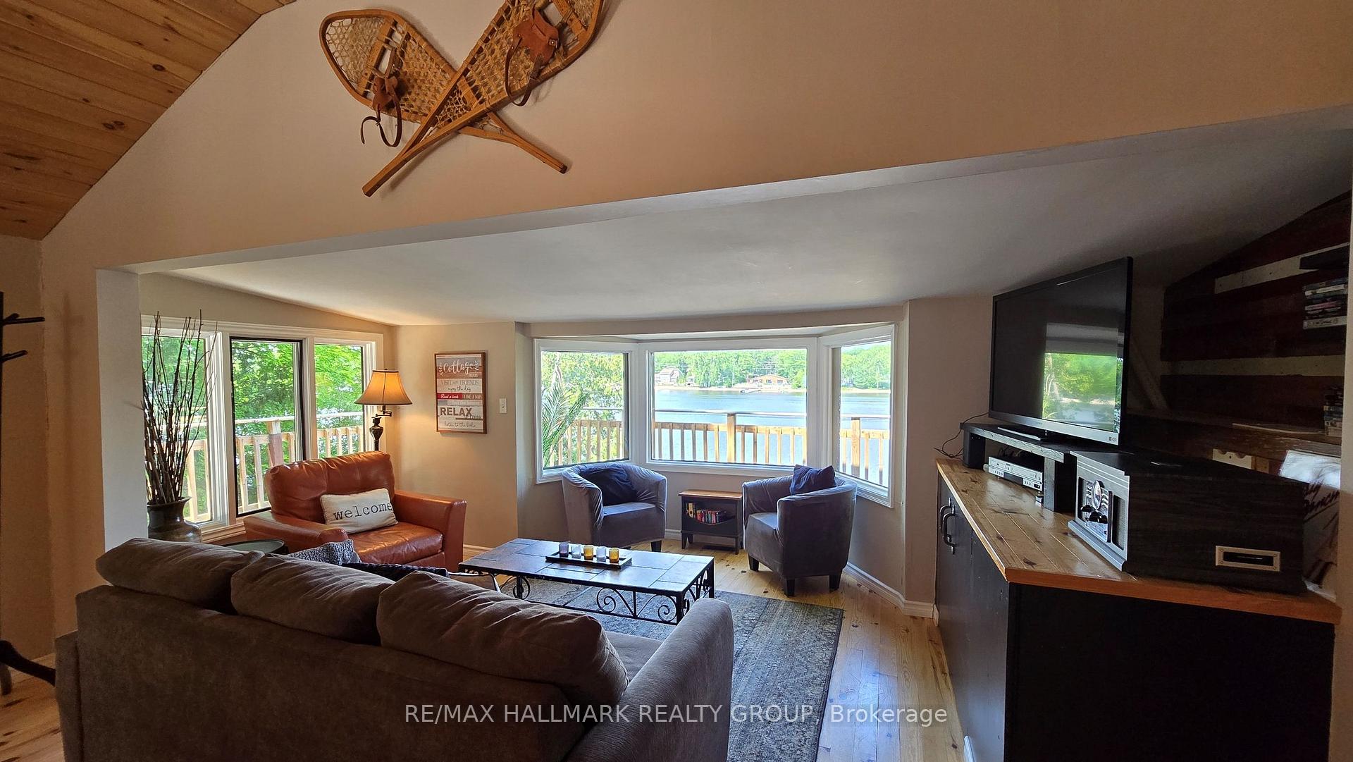 Photo 10 of 4614 Northwoods Drive, Ottawa, Constance Bay — HOMEH