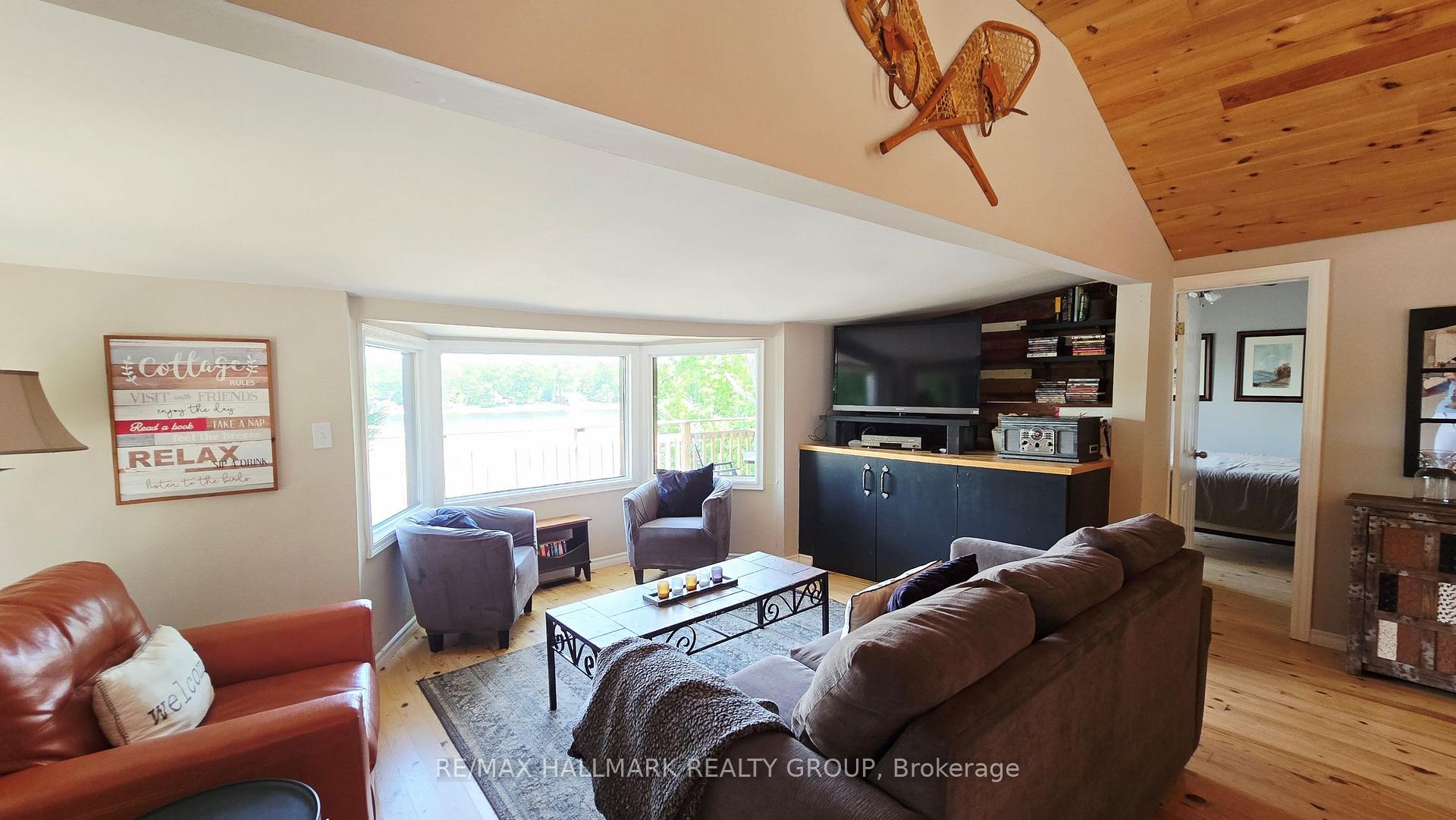 Photo 11 of 4614 Northwoods Drive, Ottawa, Constance Bay — HOMEH