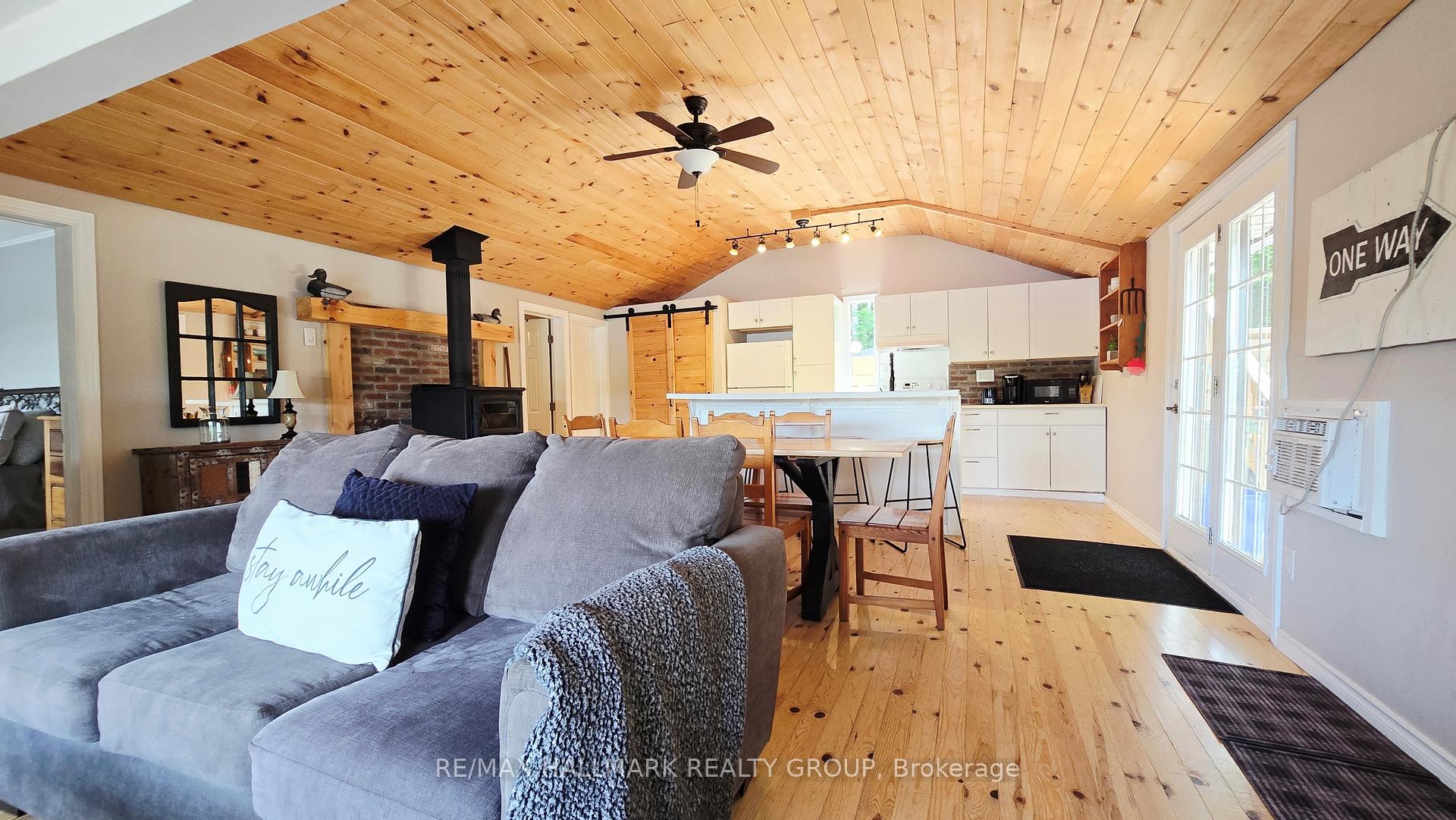 Photo 13 of 4614 Northwoods Drive, Ottawa, Constance Bay — HOMEH
