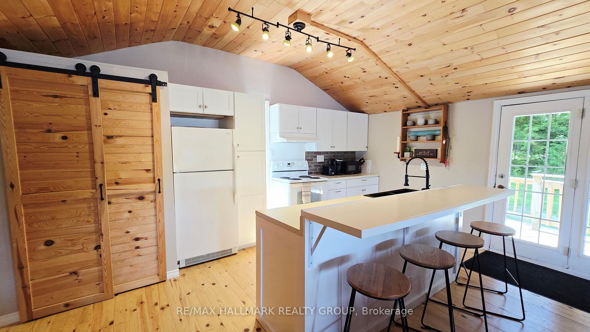 Photo 16 of 4614 Northwoods Drive, Ottawa, Constance Bay — HOMEH