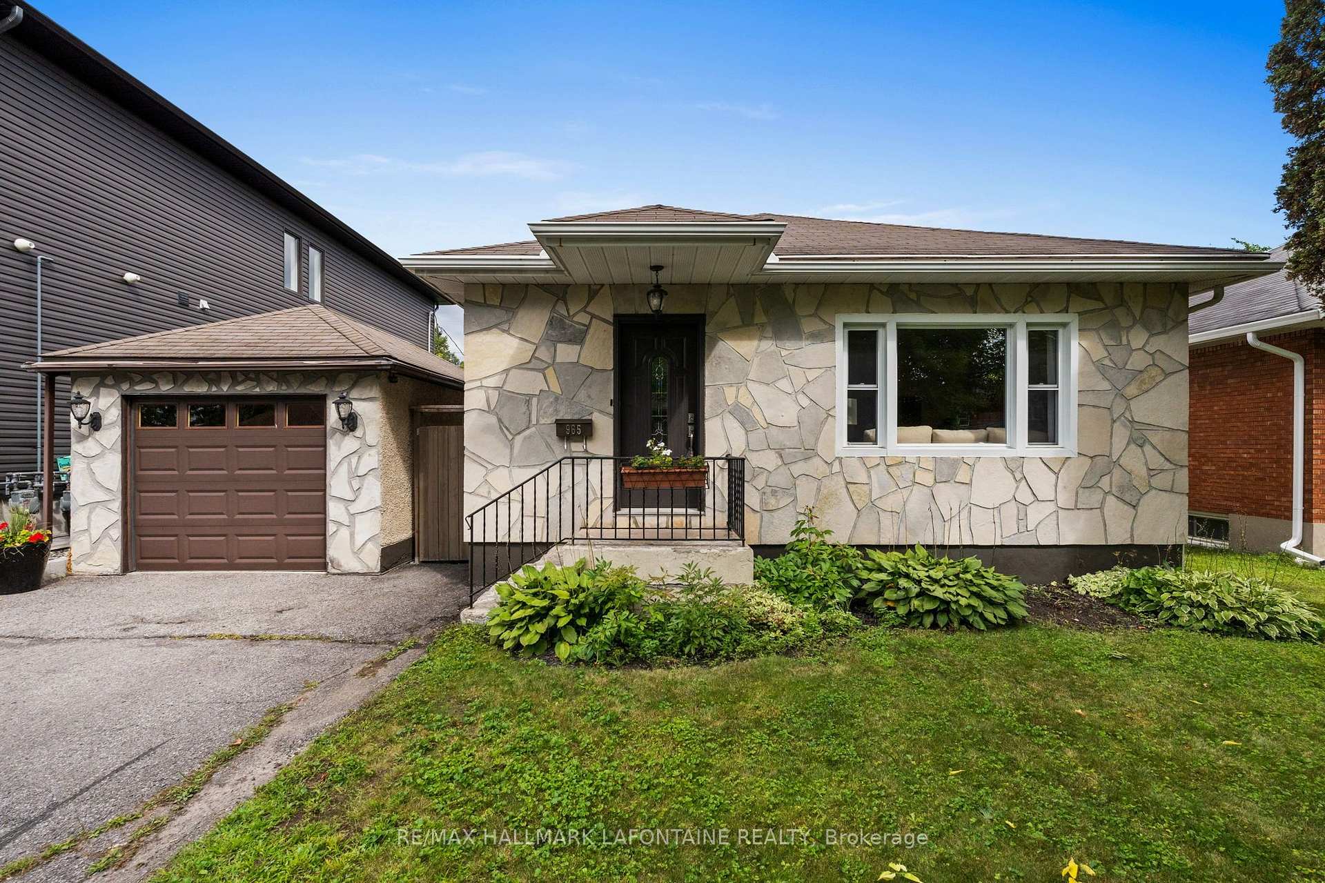 Photo 5 of 965 Beaudry Street, Ottawa, Overbrook/Castle Heights — HOMEH