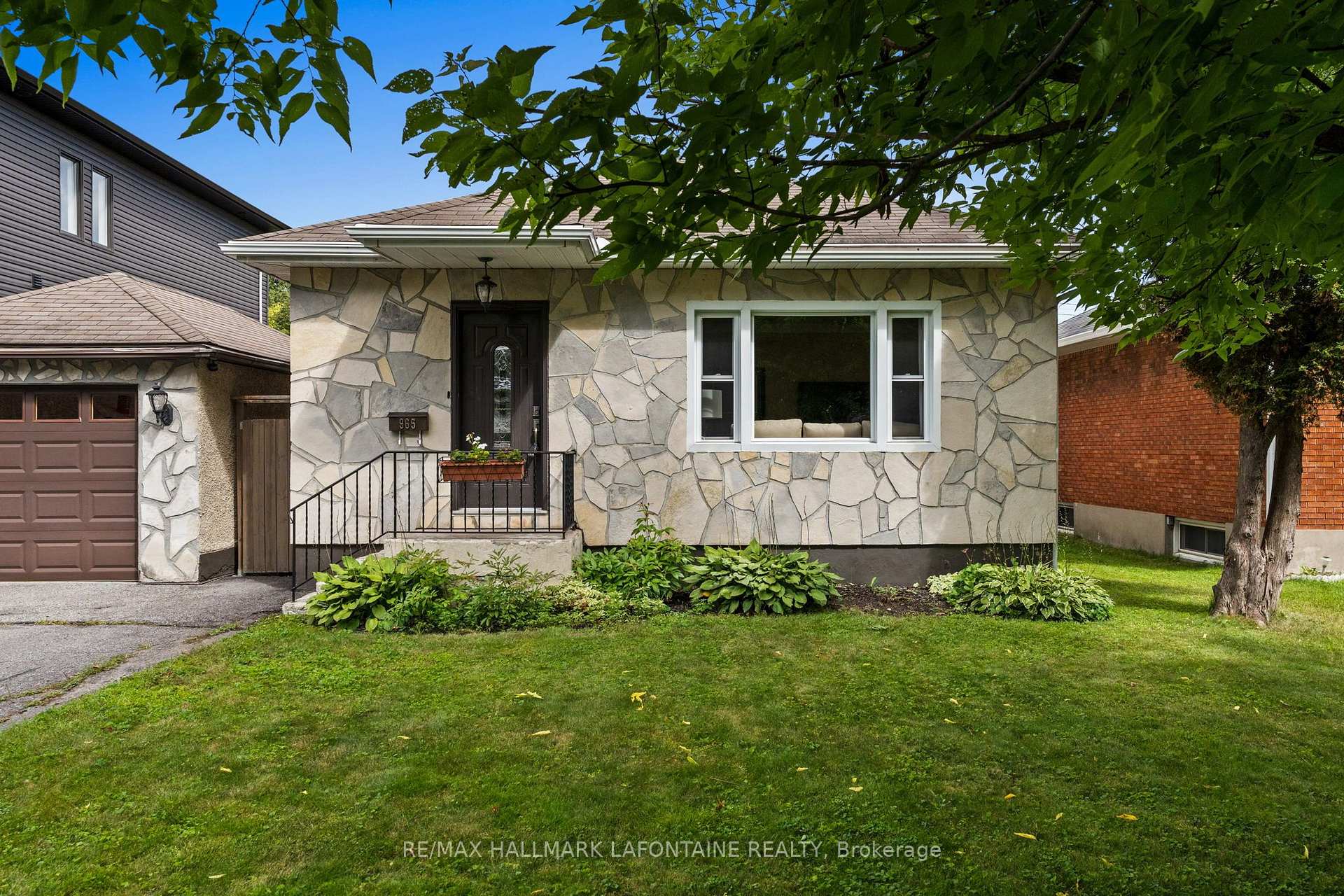 Photo 4 of 965 Beaudry Street, Ottawa, Overbrook/Castle Heights — HOMEH
