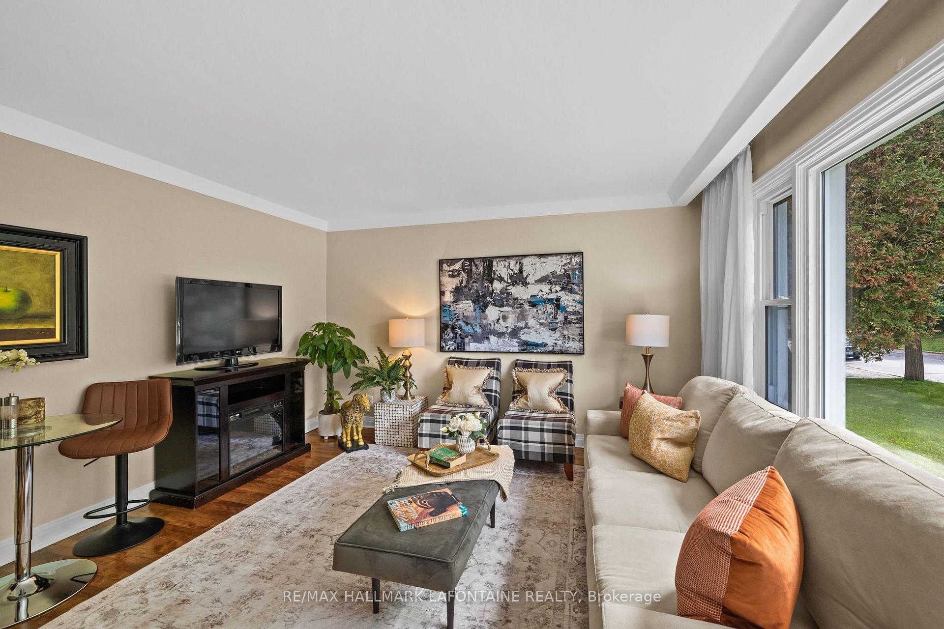Photo 9 of 965 Beaudry Street, Ottawa, Overbrook/Castle Heights — HOMEH