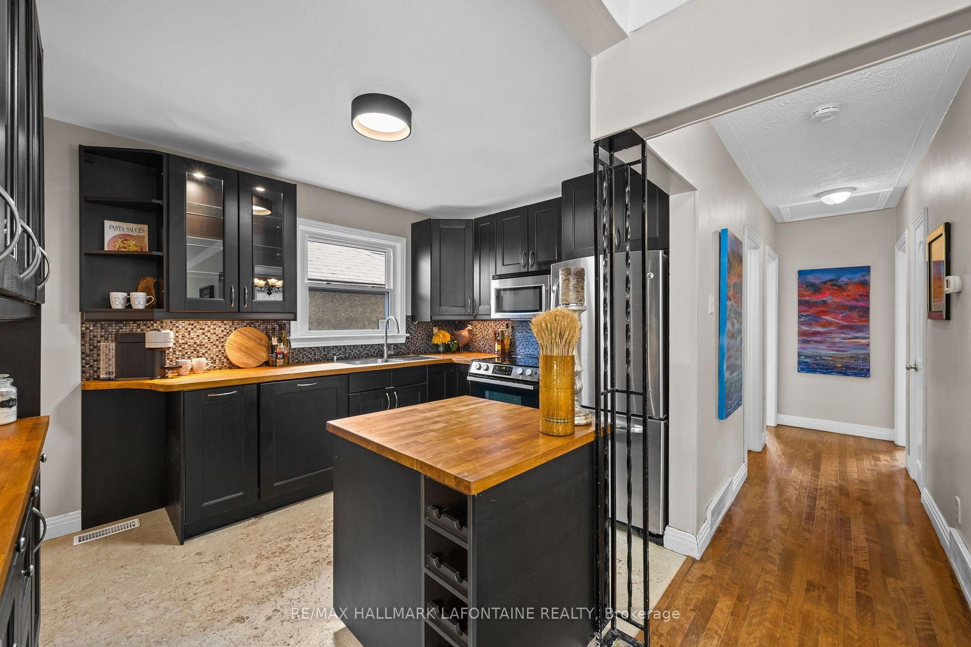 Photo 14 of 965 Beaudry Street, Ottawa, Overbrook/Castle Heights — HOMEH