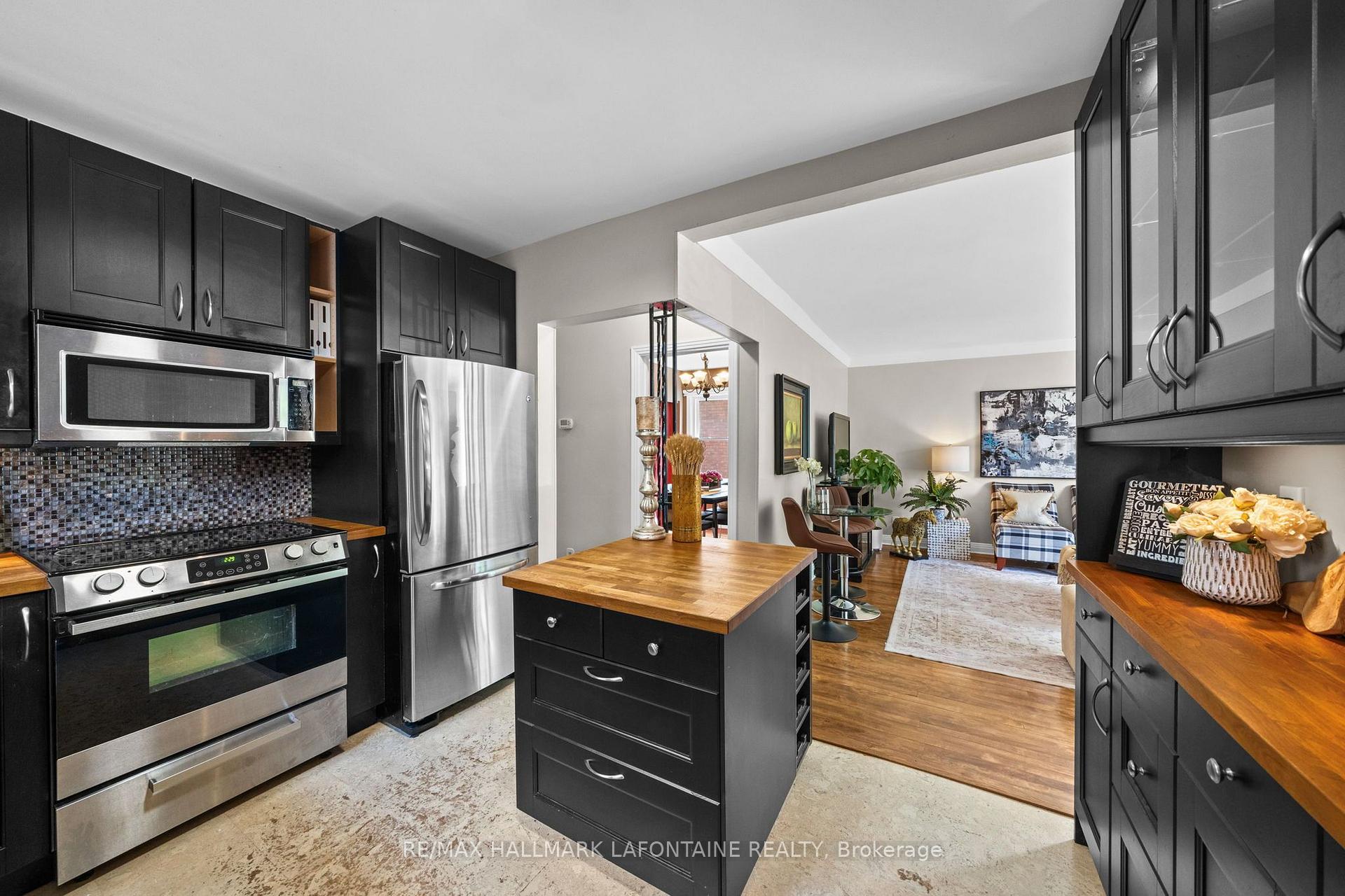 Photo 15 of 965 Beaudry Street, Ottawa, Overbrook/Castle Heights — HOMEH