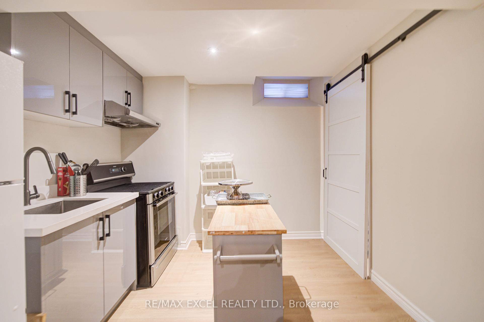 Photo 46 of 6 Sapphire Drive, Richmond Hill, Rouge Woods — HOMEH