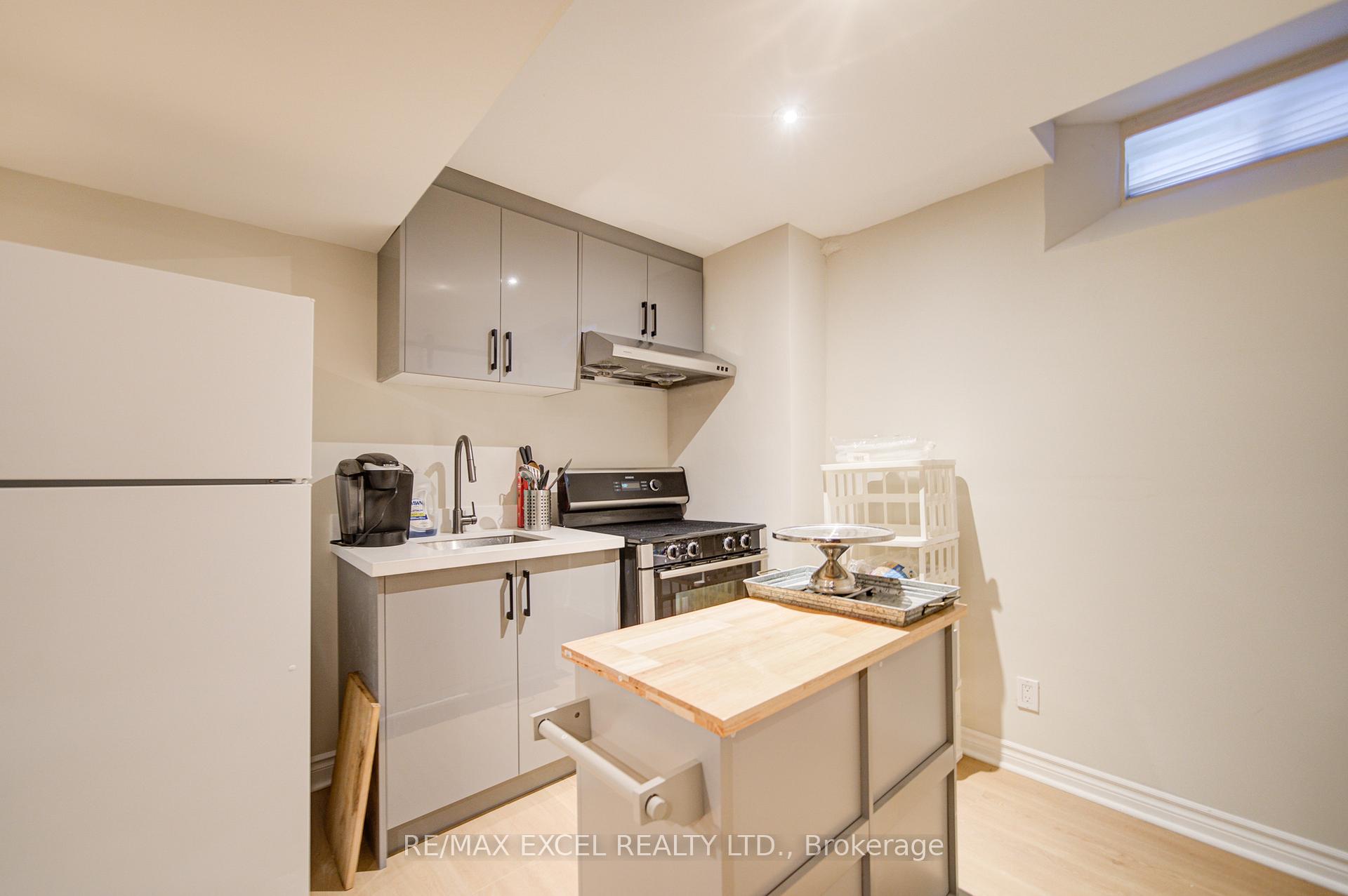Photo 47 of 6 Sapphire Drive, Richmond Hill, Rouge Woods — HOMEH