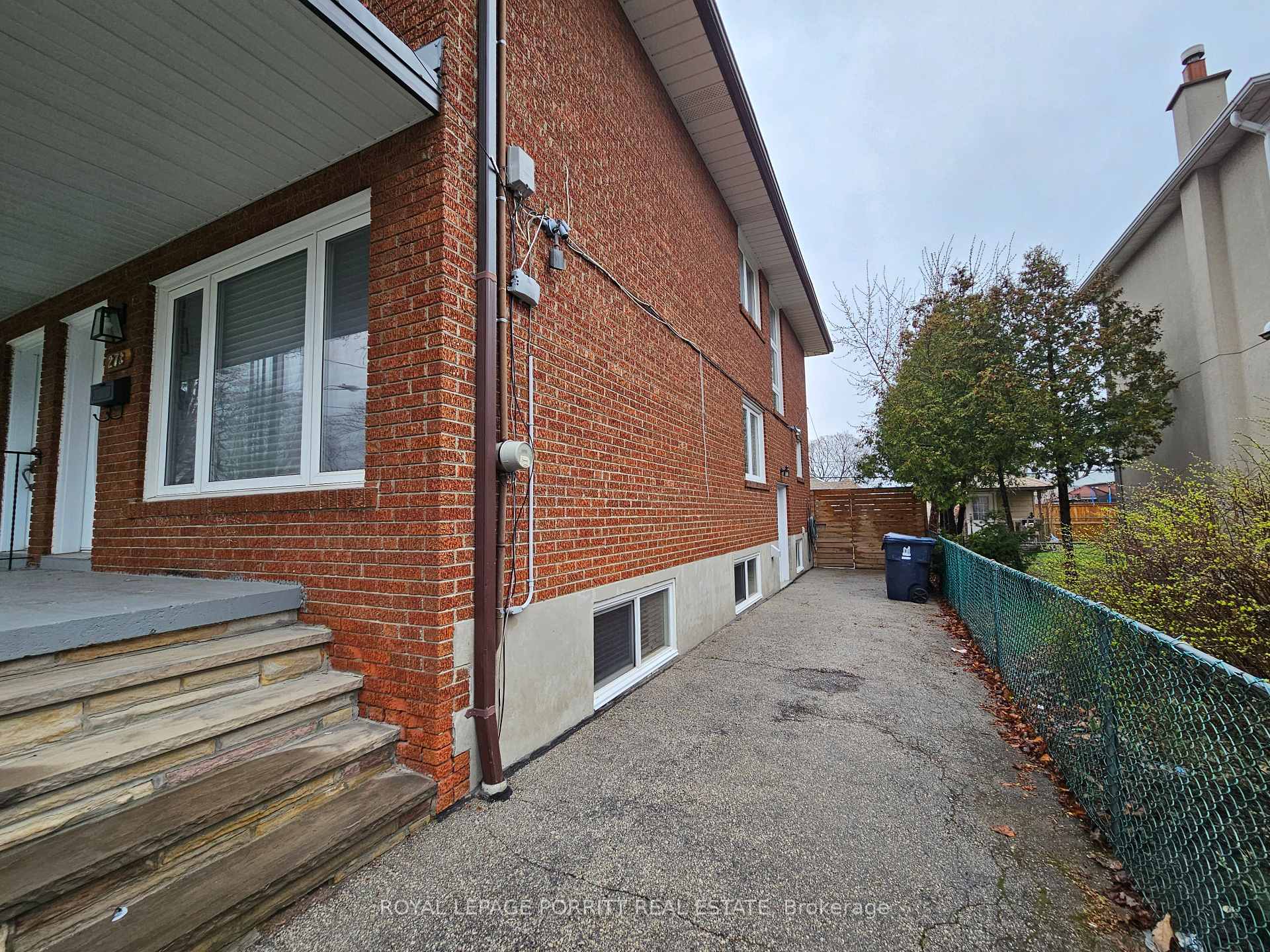 Photo 12 of Unit B, 273 Delta Street, Etobicoke, Alderwood — HOMEH