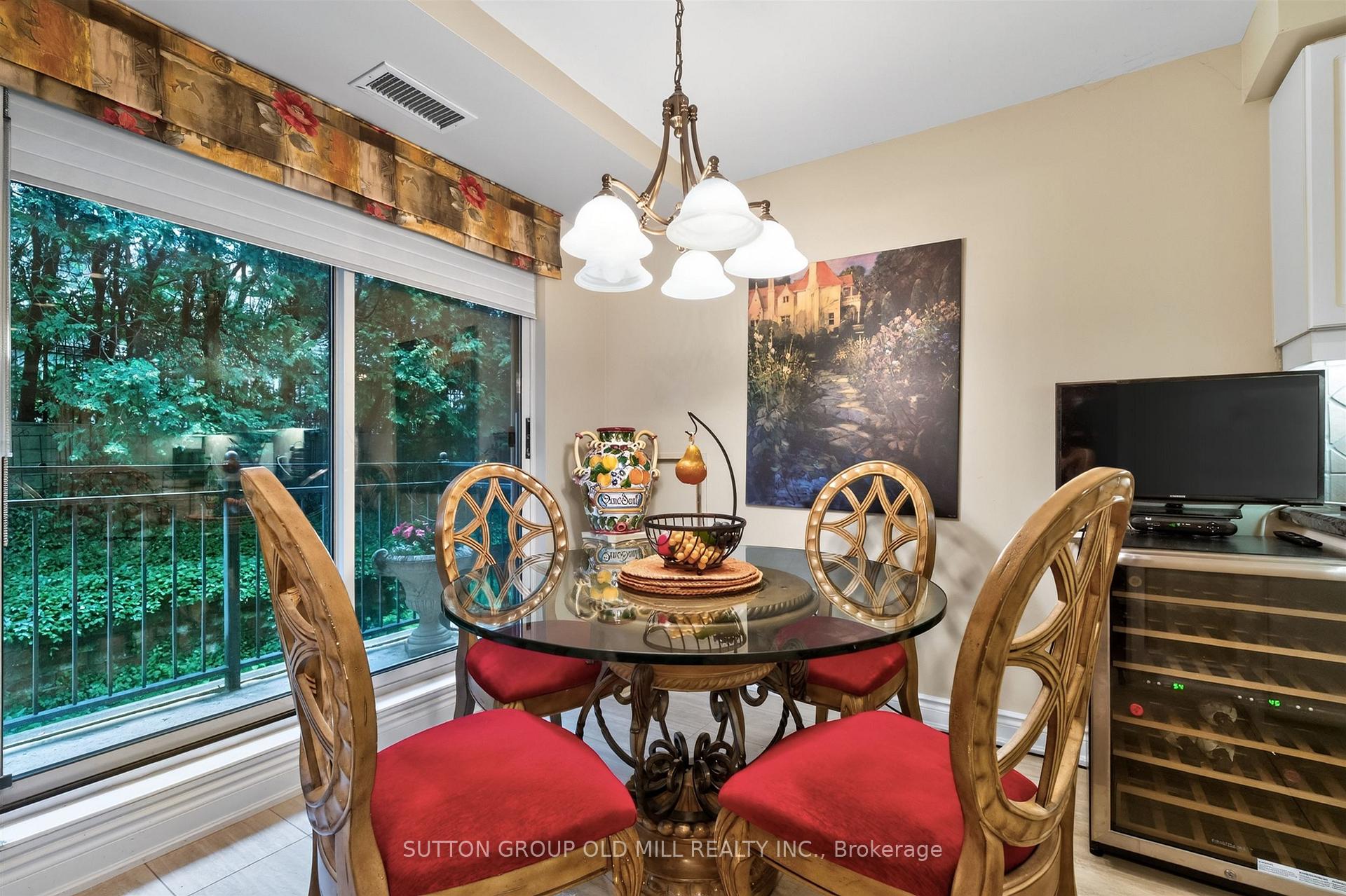 Photo 17 of Unit 203, 12 Old Mill Trail, Etobicoke, Kingsway South — HOMEH