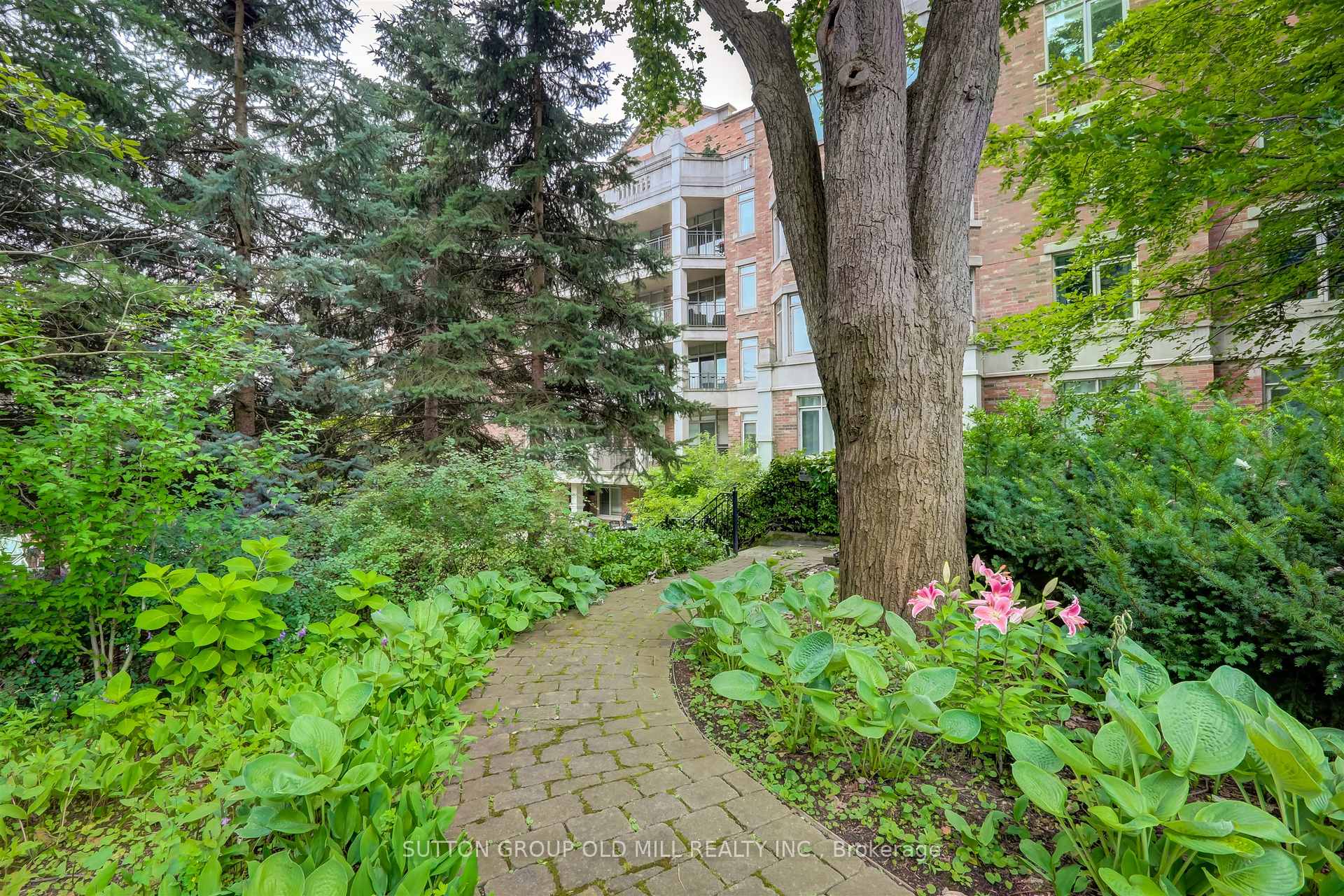 Photo 38 of Unit 203, 12 Old Mill Trail, Etobicoke, Kingsway South — HOMEH
