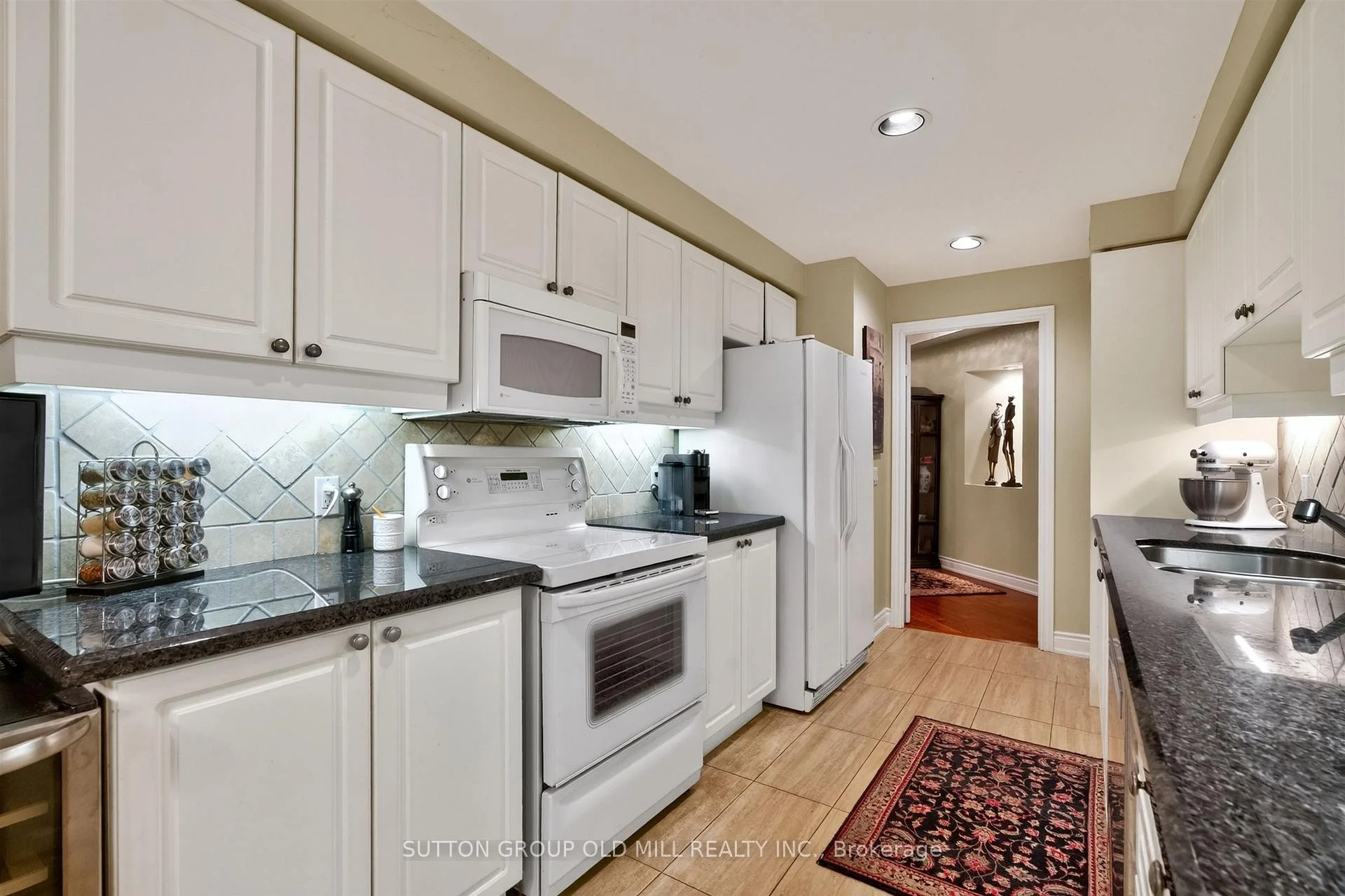 Photo 13 of Unit 203, 12 Old Mill Trail, Etobicoke, Kingsway South — HOMEH