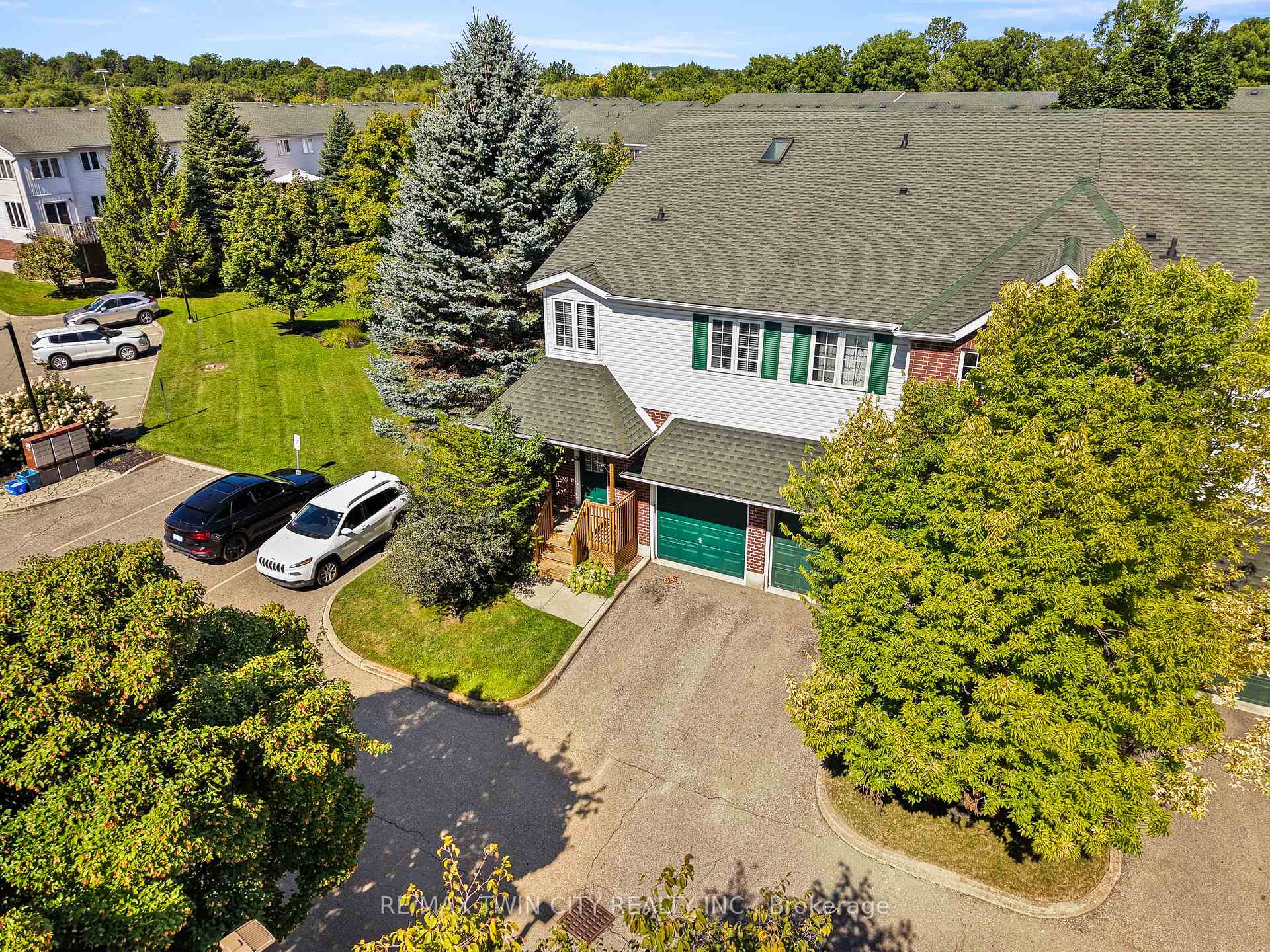 Photo 1 of Unit 65, 42 Green Valley Drive, Kitchener, Pioneer Park — HOMEH