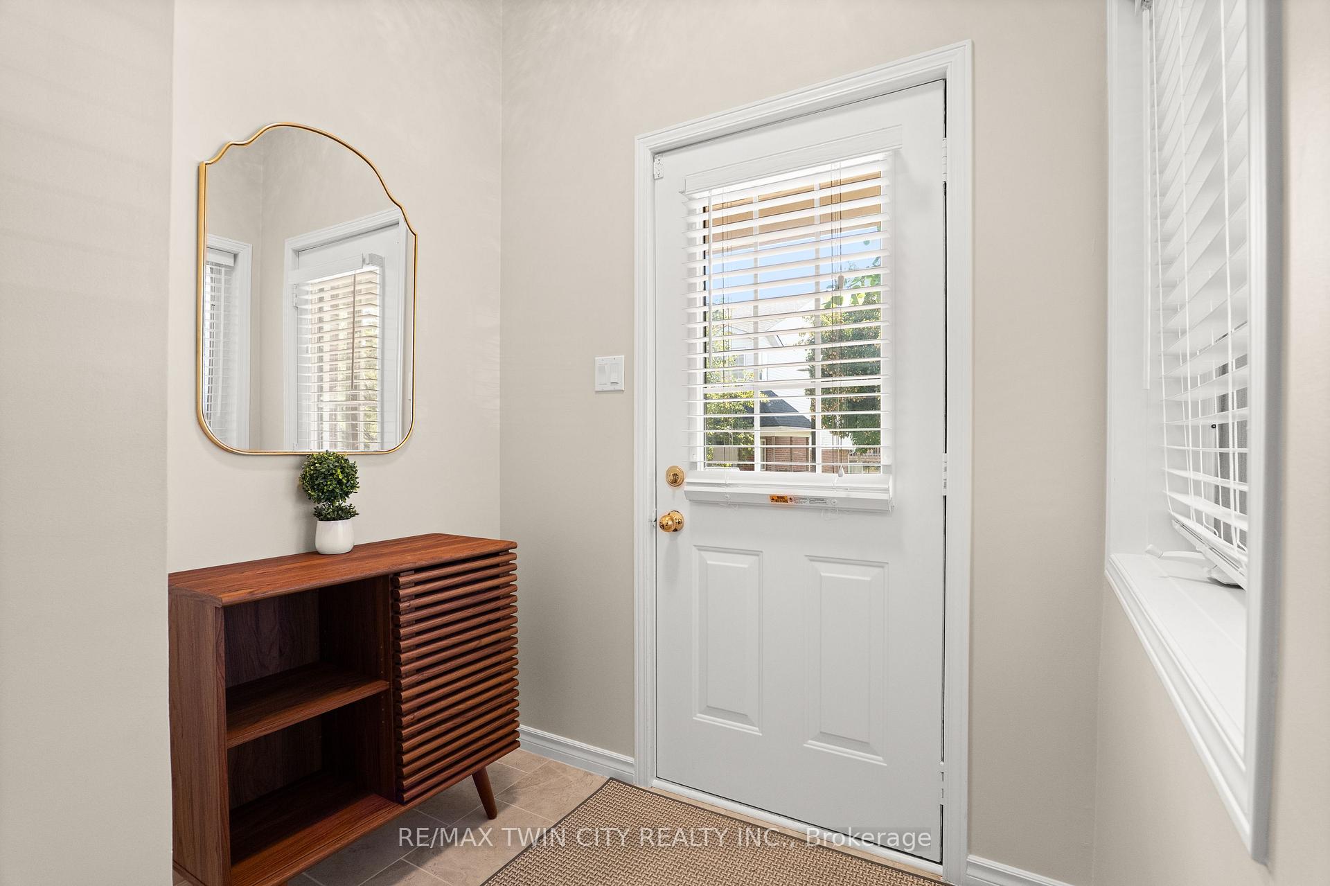 Photo 3 of Unit 65, 42 Green Valley Drive, Kitchener, Pioneer Park — HOMEH