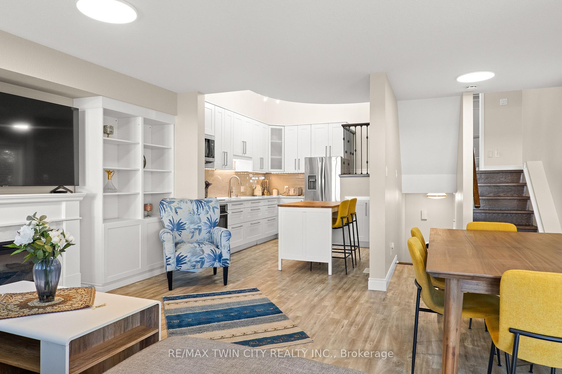 Photo 6 of Unit 65, 42 Green Valley Drive, Kitchener, Pioneer Park — HOMEH