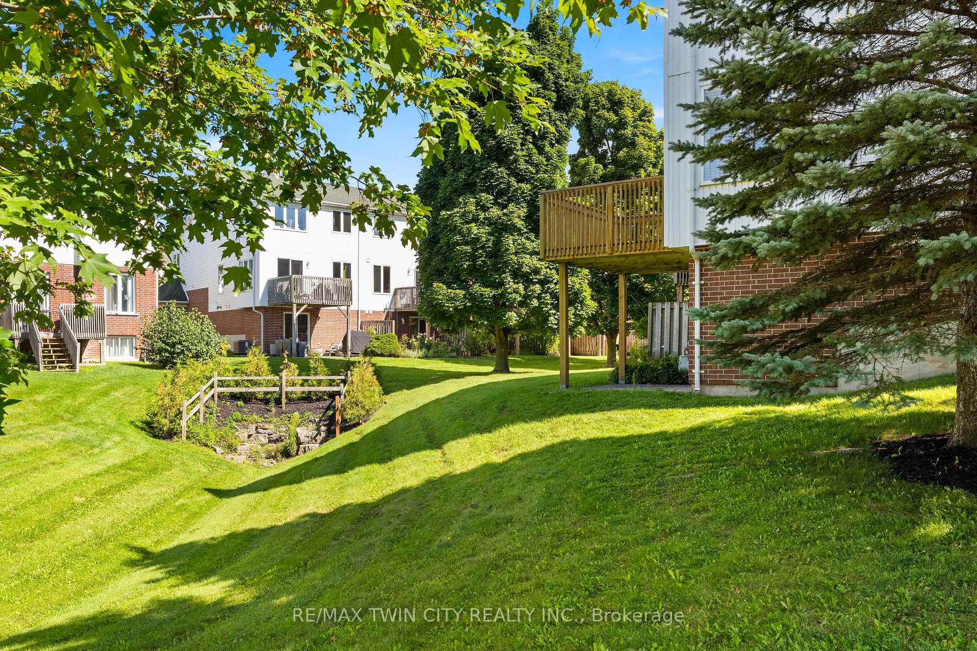 Photo 36 of Unit 65, 42 Green Valley Drive, Kitchener, Pioneer Park — HOMEH