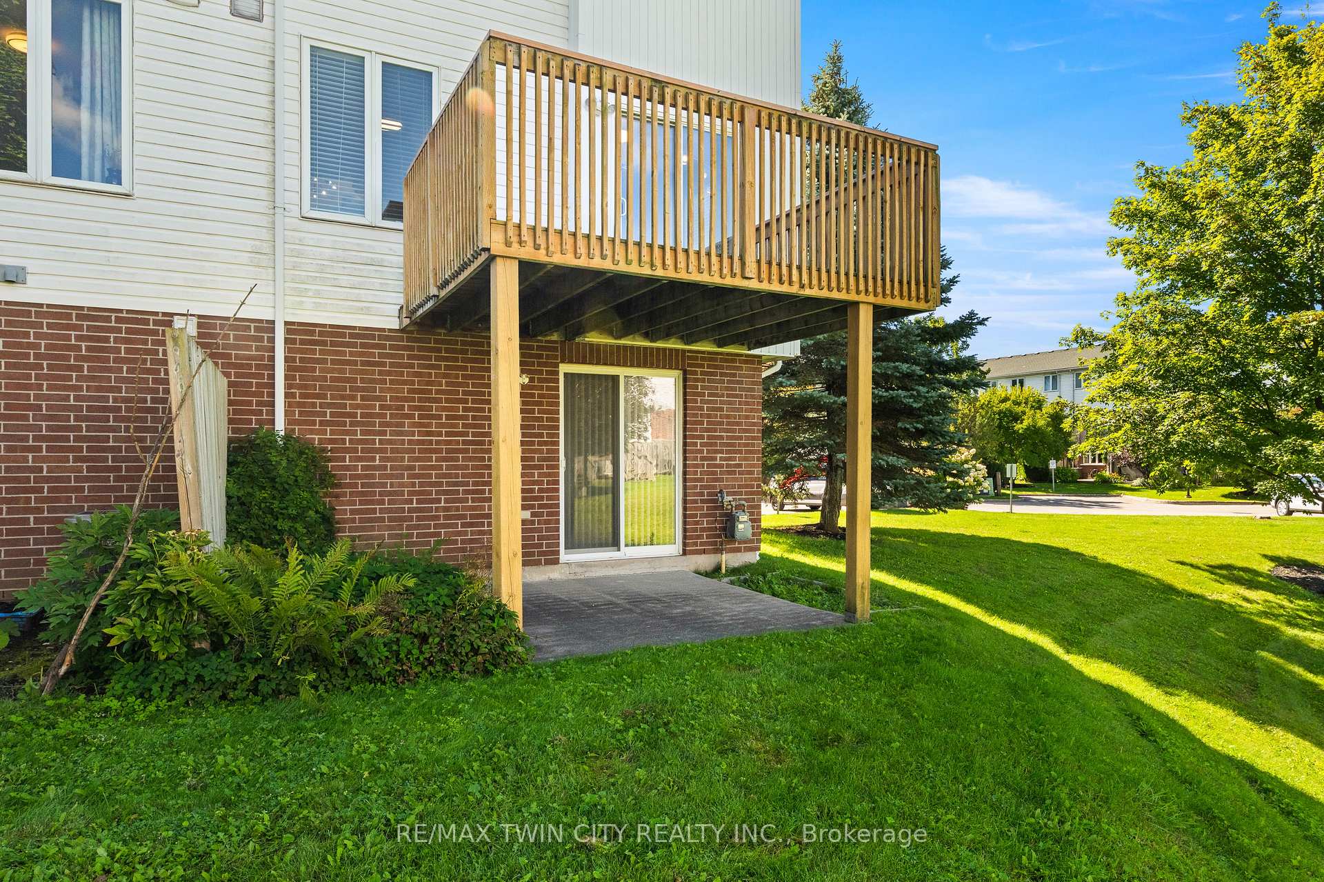 Photo 37 of Unit 65, 42 Green Valley Drive, Kitchener, Pioneer Park — HOMEH