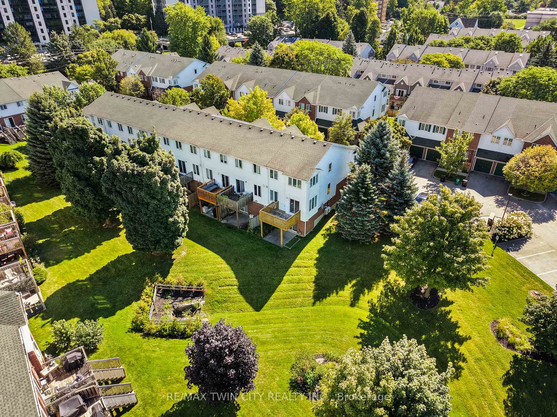 Photo 41 of Unit 65, 42 Green Valley Drive, Kitchener, Pioneer Park — HOMEH