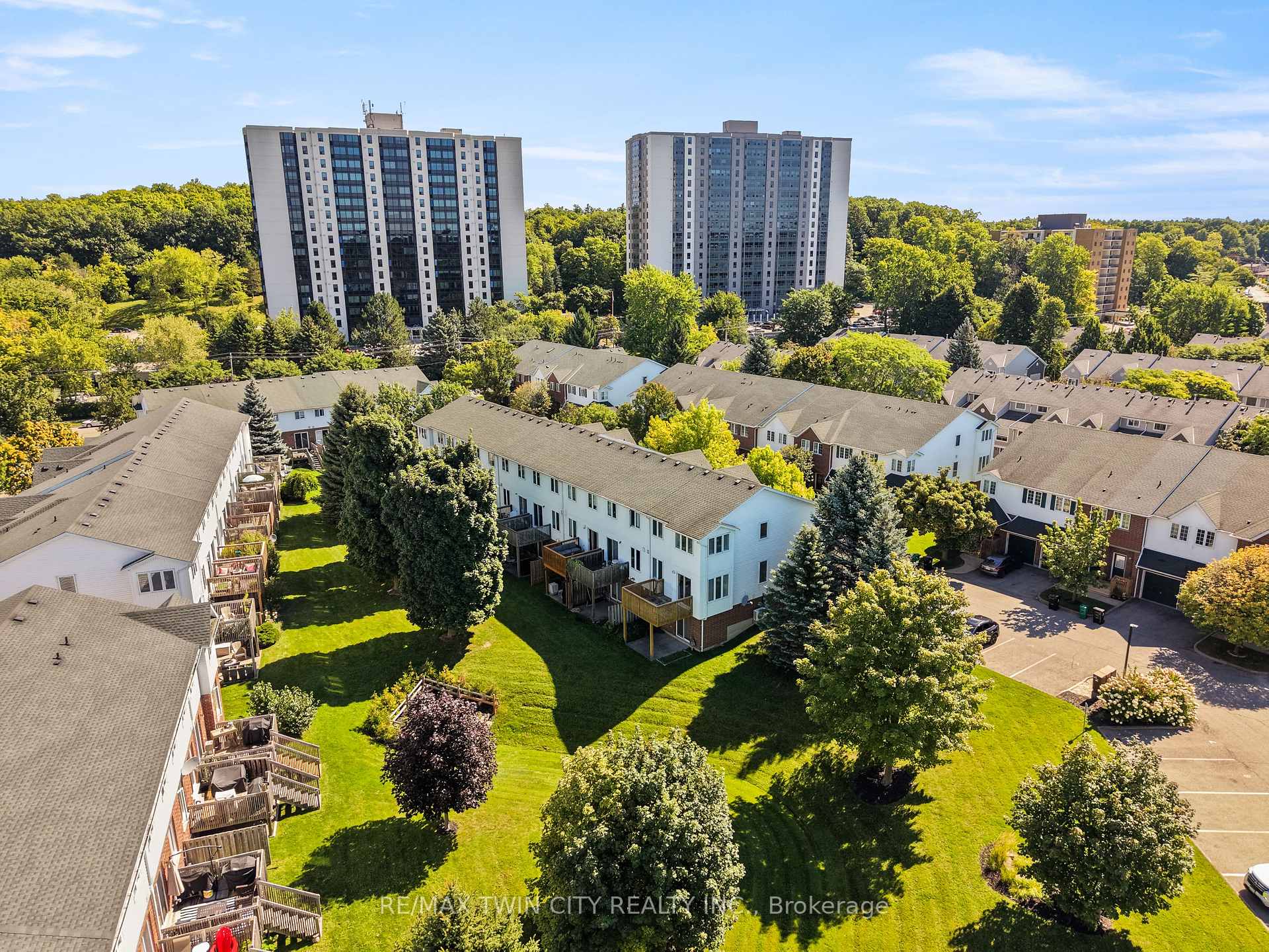 Photo 42 of Unit 65, 42 Green Valley Drive, Kitchener, Pioneer Park — HOMEH