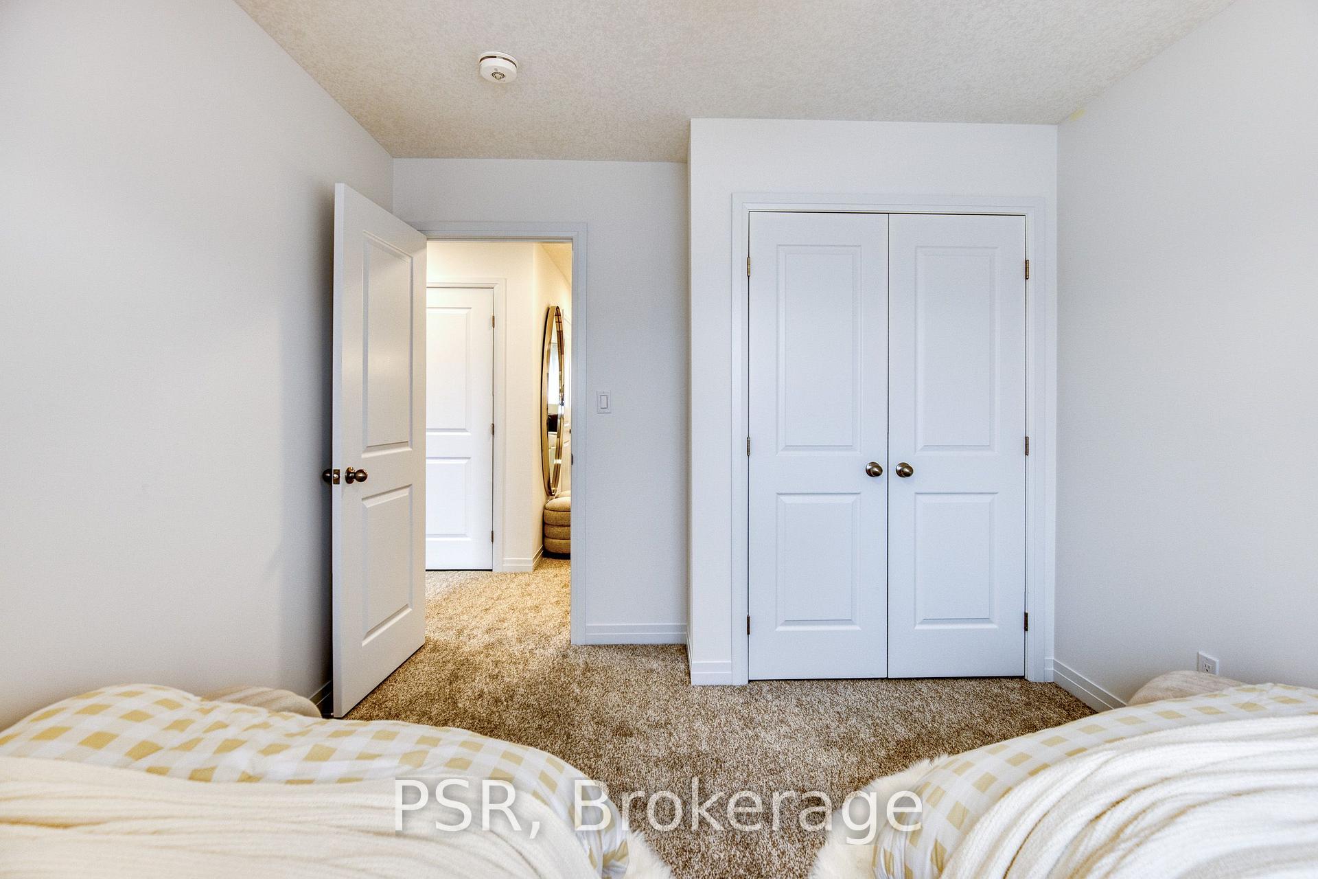 Photo 12 of 200 Rivergreen Crescent, Waterloo, Beechwood/University — HOMEH