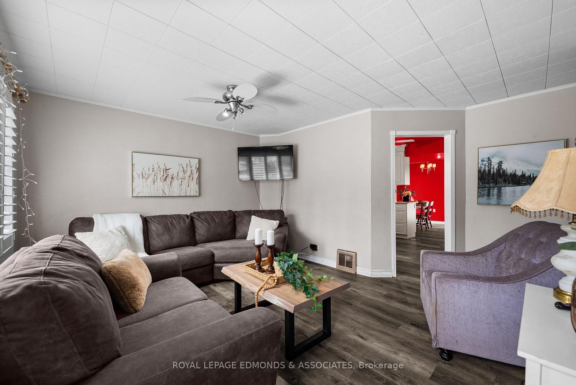 Photo 7 of 403 Alfred Street, Pembroke, Pembroke — HOMEH