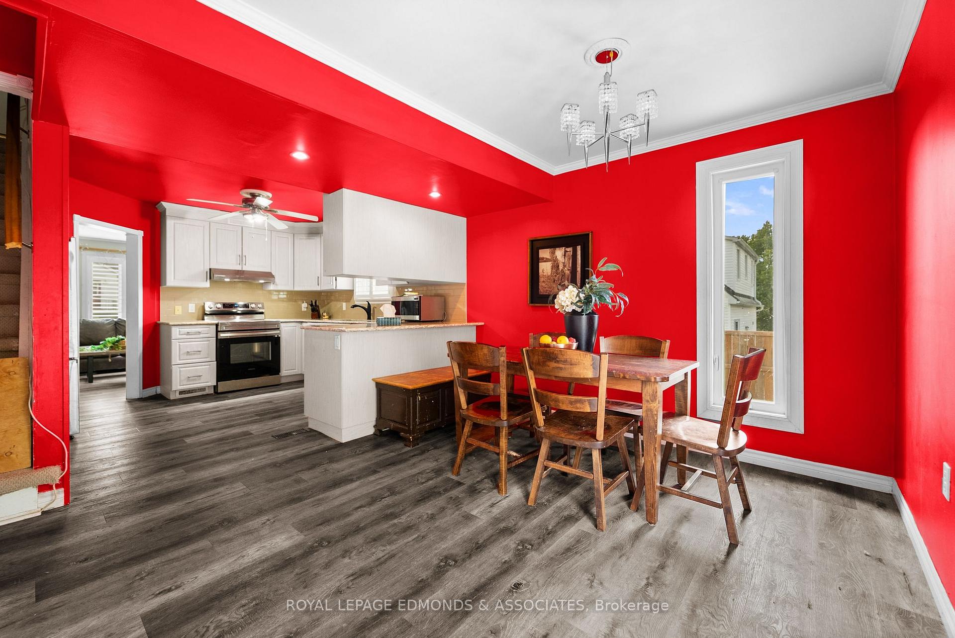 Photo 11 of 403 Alfred Street, Pembroke, Pembroke — HOMEH
