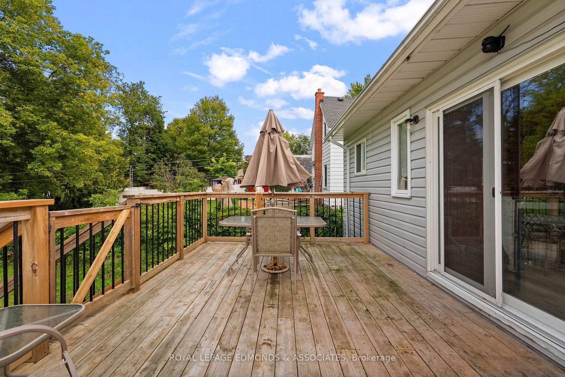 Photo 23 of 403 Alfred Street, Pembroke, Pembroke — HOMEH