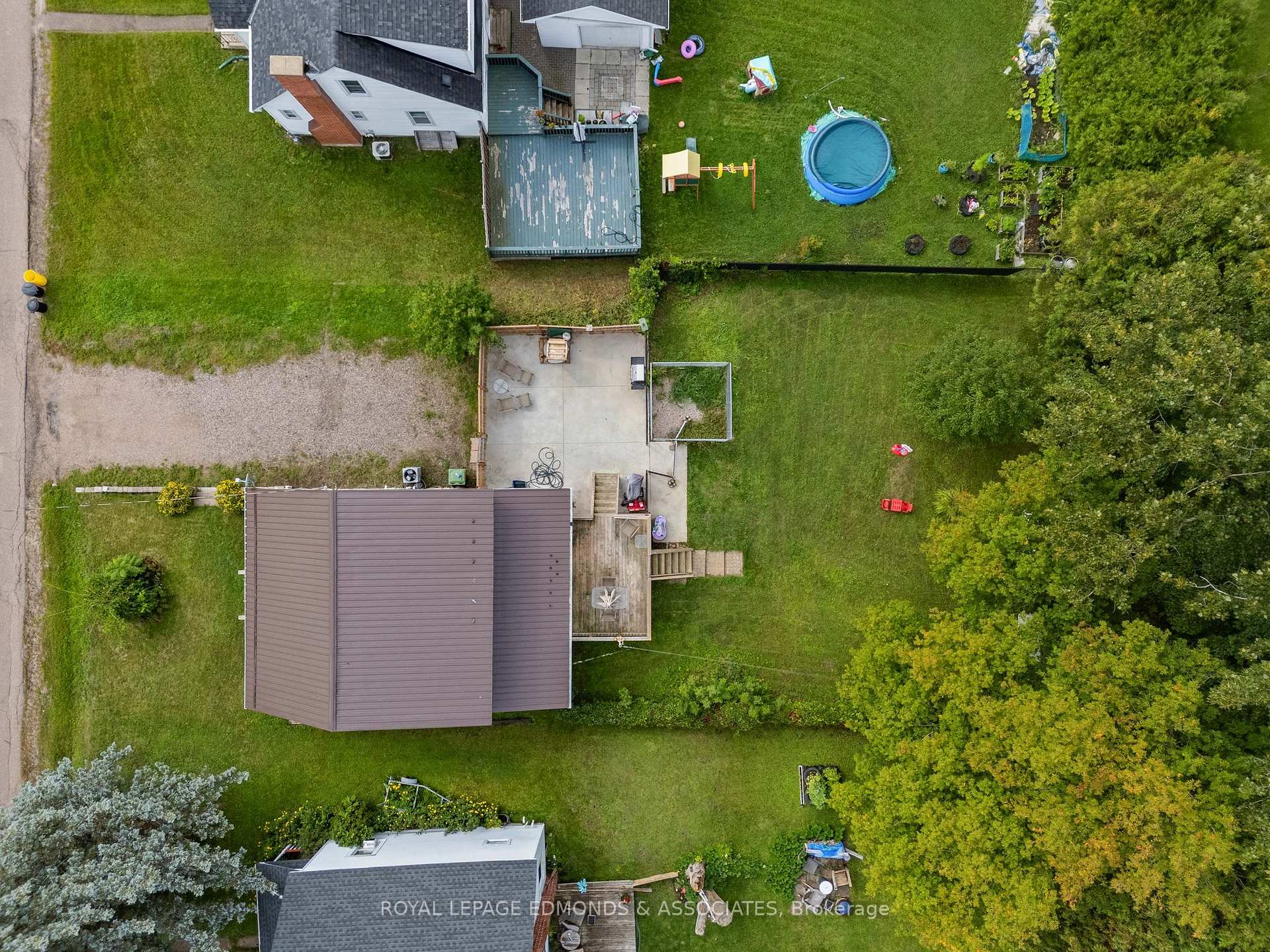 Photo 30 of 403 Alfred Street, Pembroke, Pembroke — HOMEH