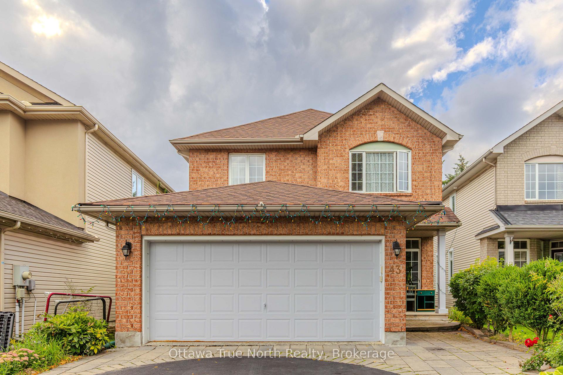 Photo 1 of 43 Evanshen Crescent, Ottawa, Kanata - Kanata Lakes/Heritage Hills — HOMEH
