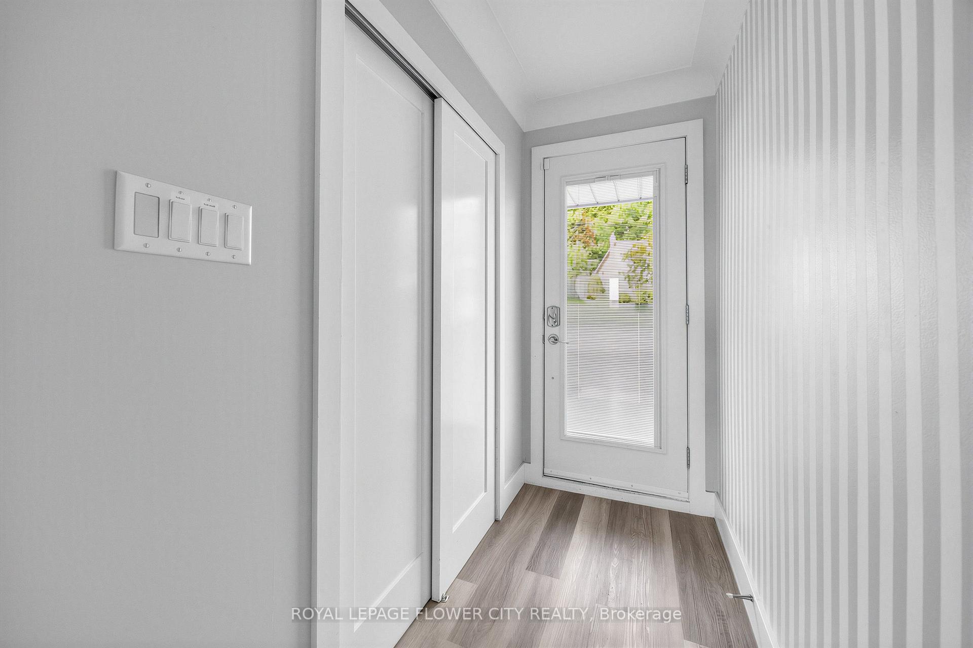 Photo 5 of 79 Kimberly Drive, Hamilton, Rosedale — HOMEH