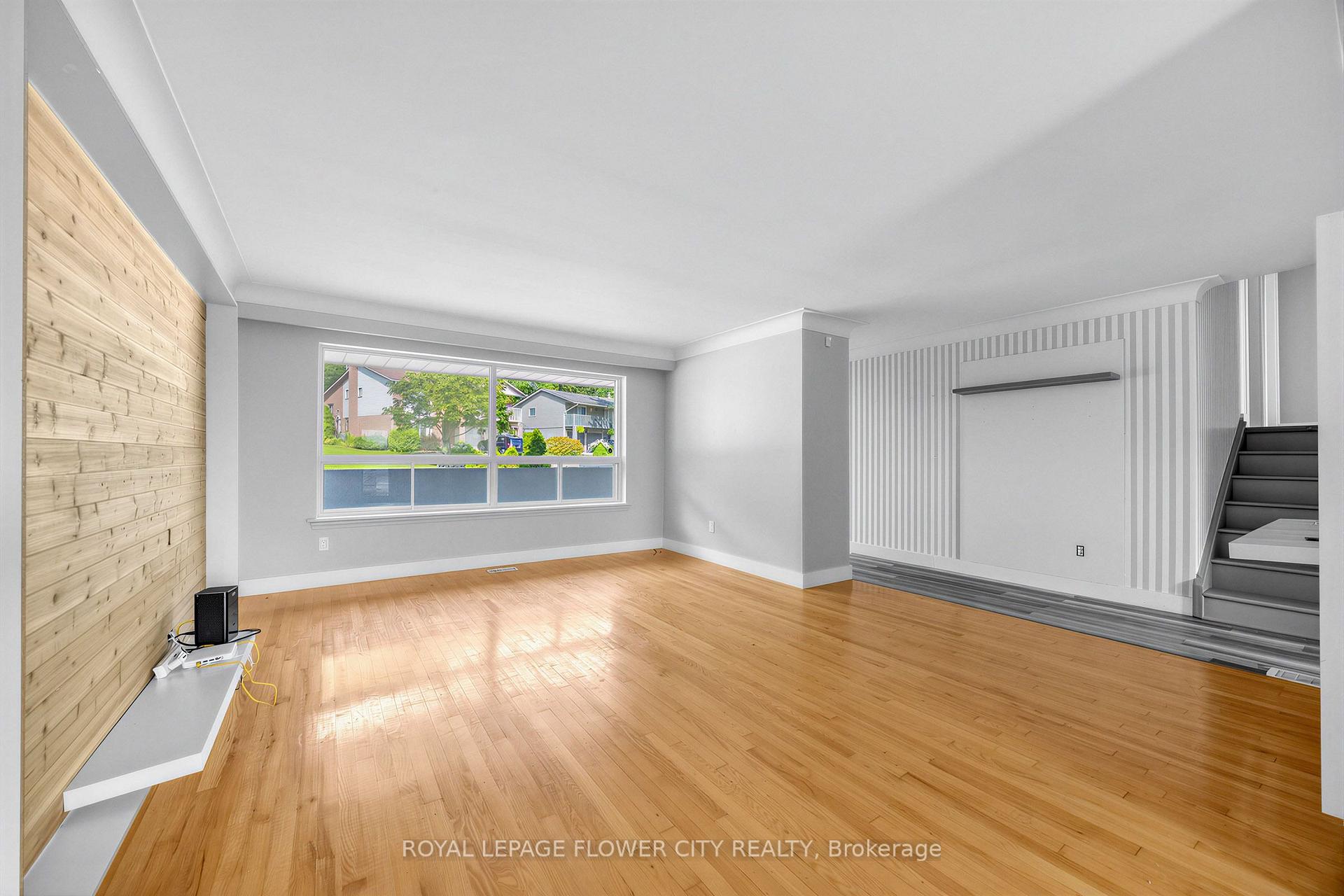 Photo 8 of 79 Kimberly Drive, Hamilton, Rosedale — HOMEH