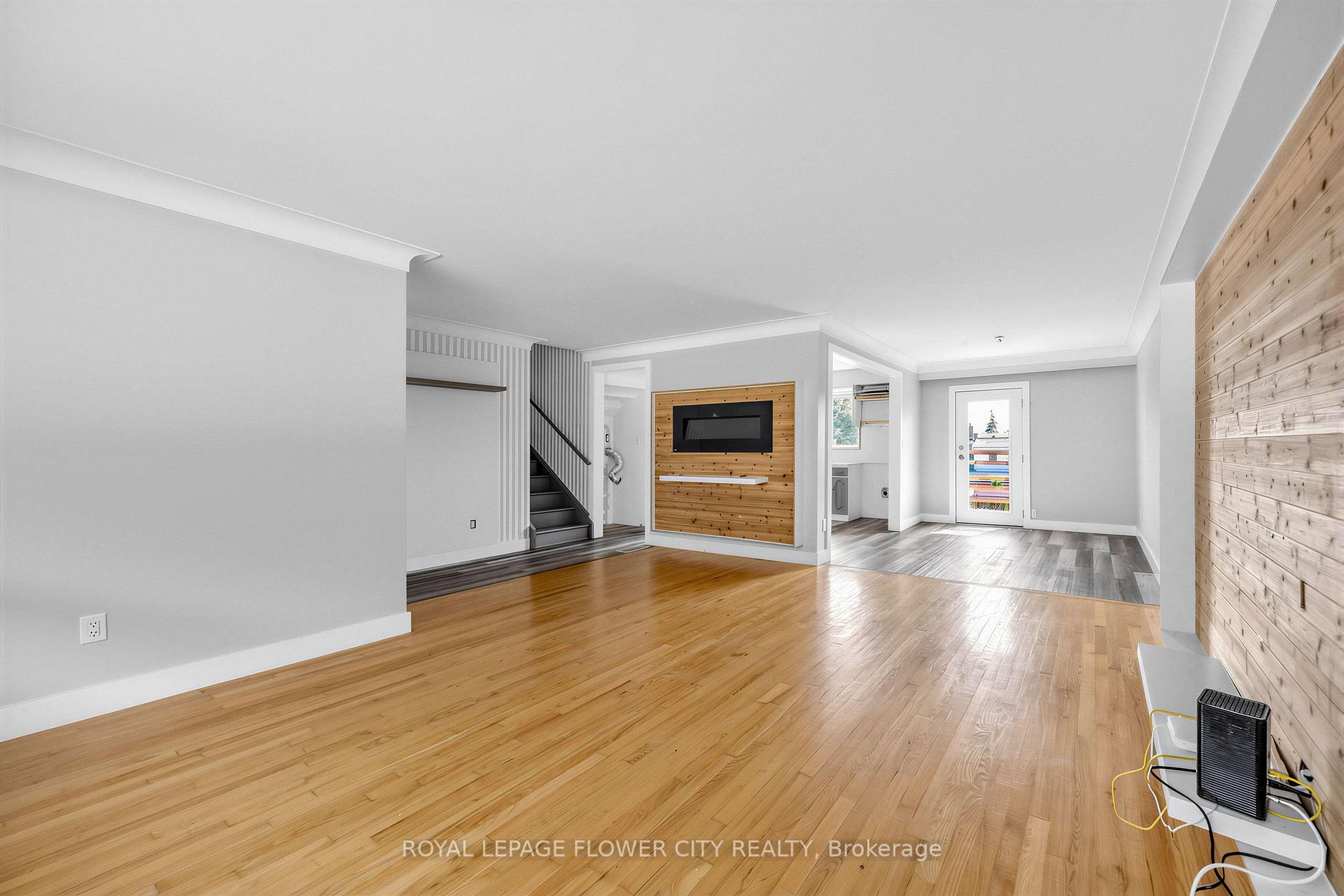 Photo 9 of 79 Kimberly Drive, Hamilton, Rosedale — HOMEH