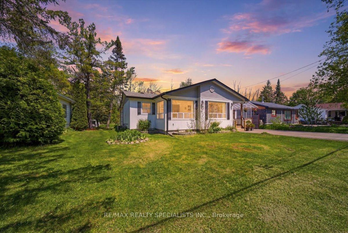 Photo 4 of 644 Rose Lane, Innisfil, Alcona — HOMEH